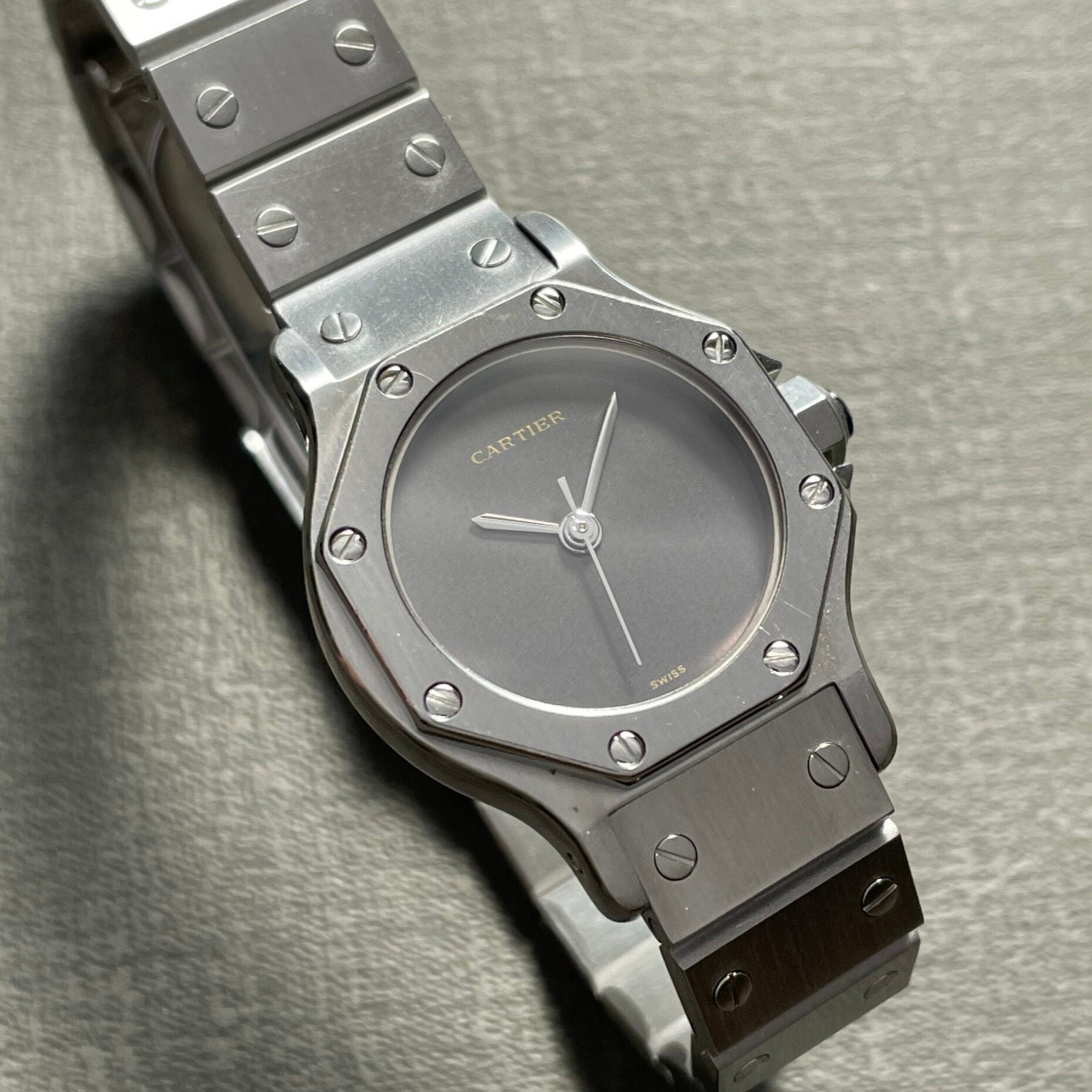 【Cartier】カルティエ<BR>サントスオクタゴン SMステンレスGray永久保証書付き