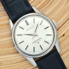 If you're starting out with watches, the Seiko Lord Marvel 36000 is the first one I'd recommend.