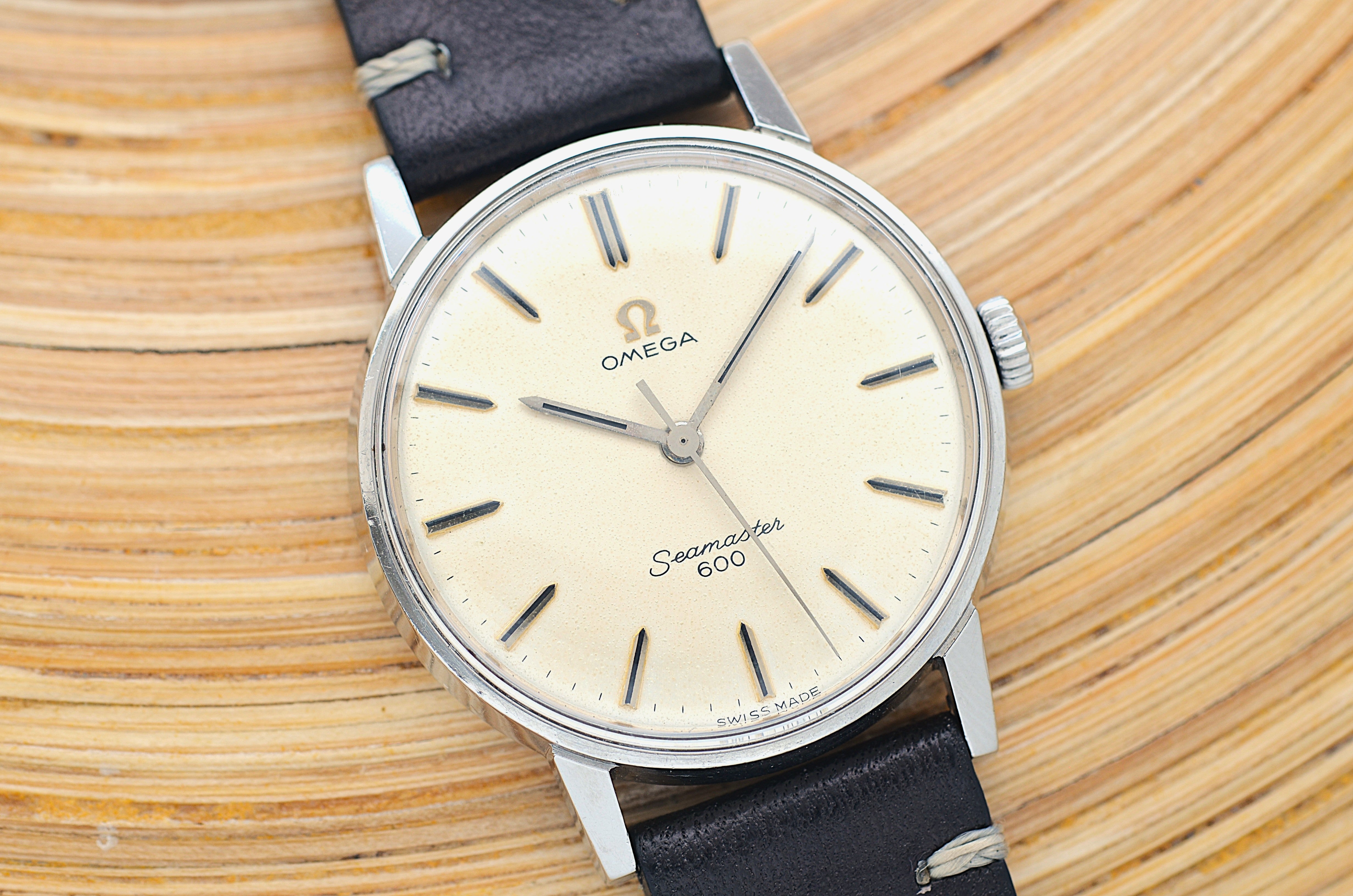 時計のビギナーから玄人まで満足できる1966年製のオメガ・シーマスター600。