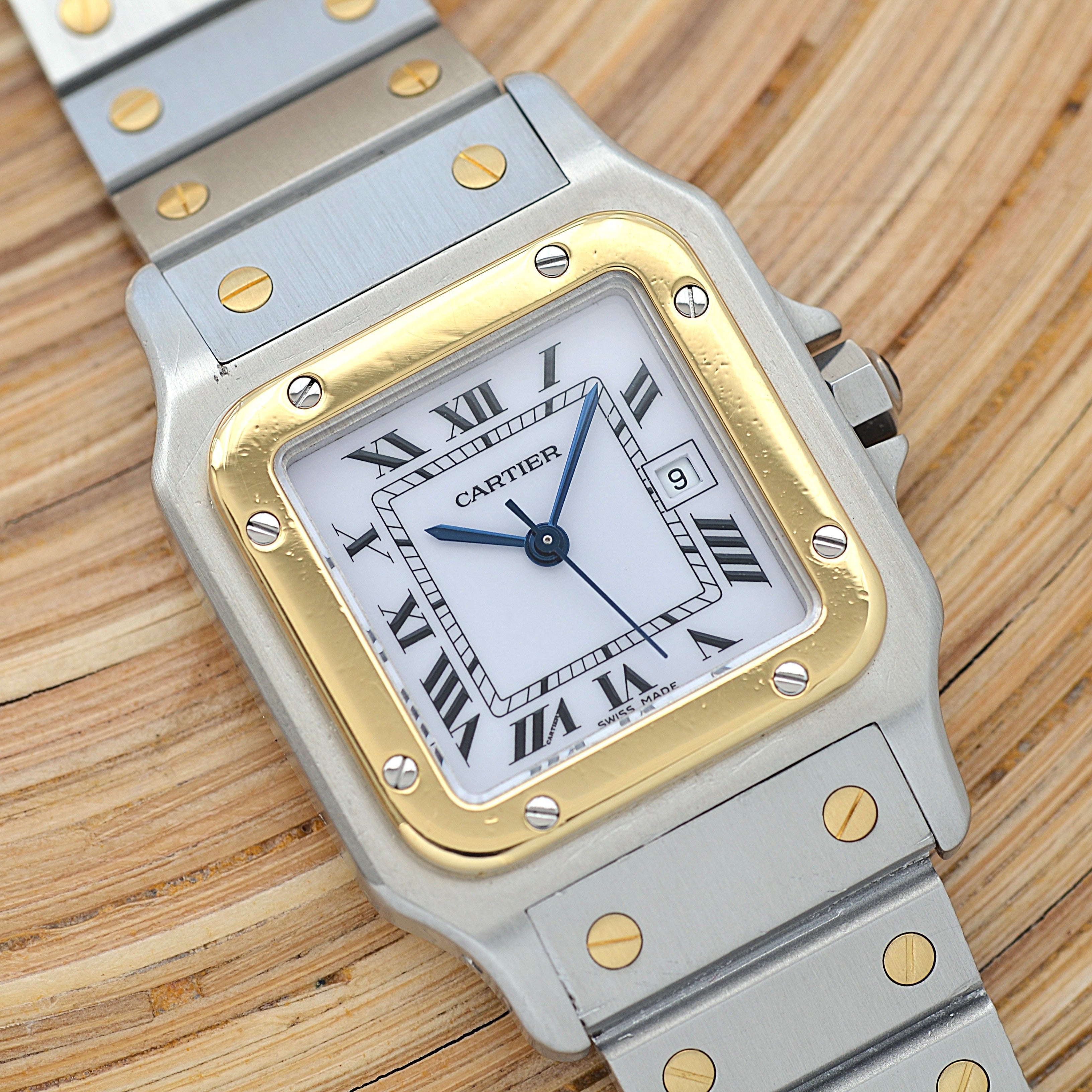 高騰の続くカルティエ・サントスカレ。