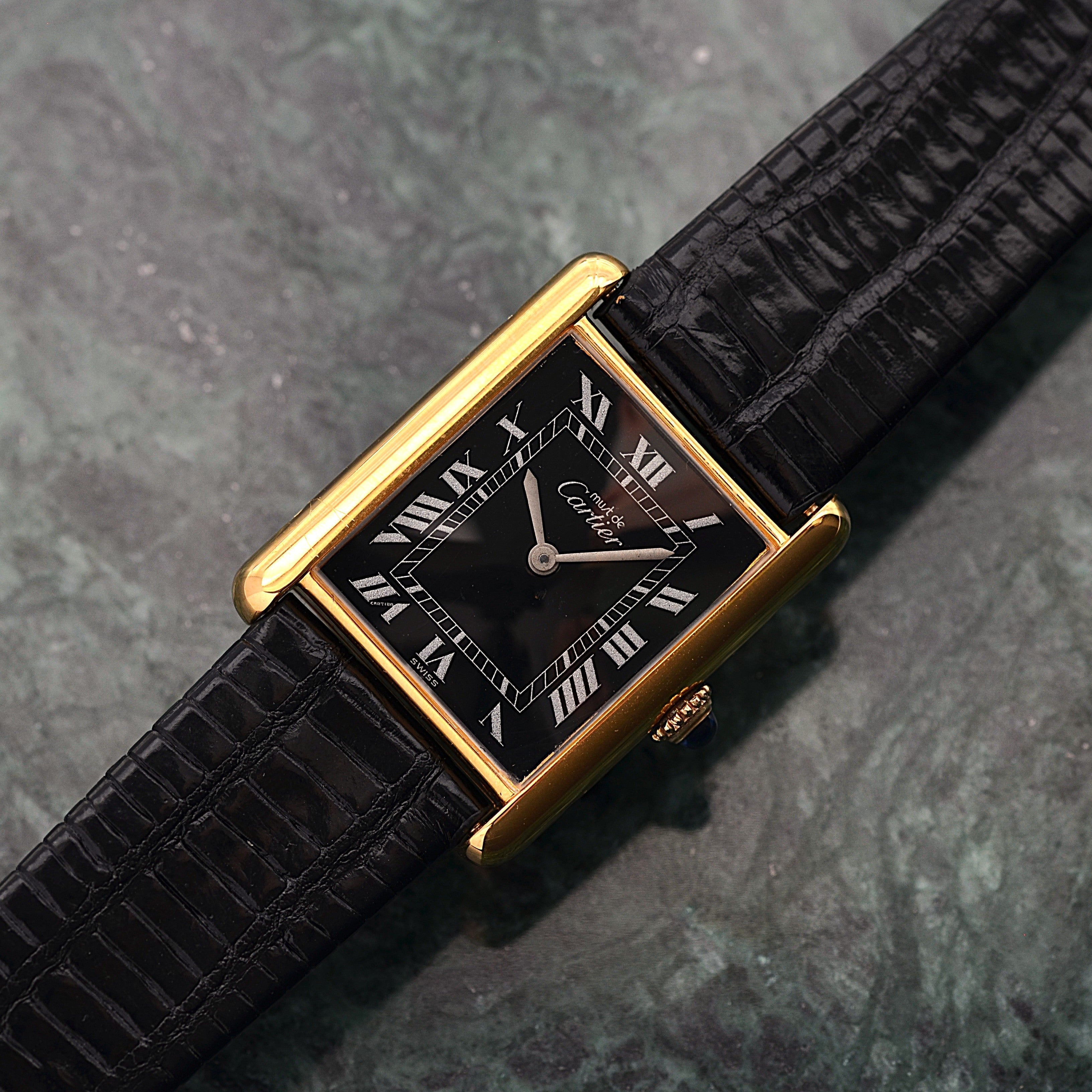 ブラック文字盤の奥深い魅力。