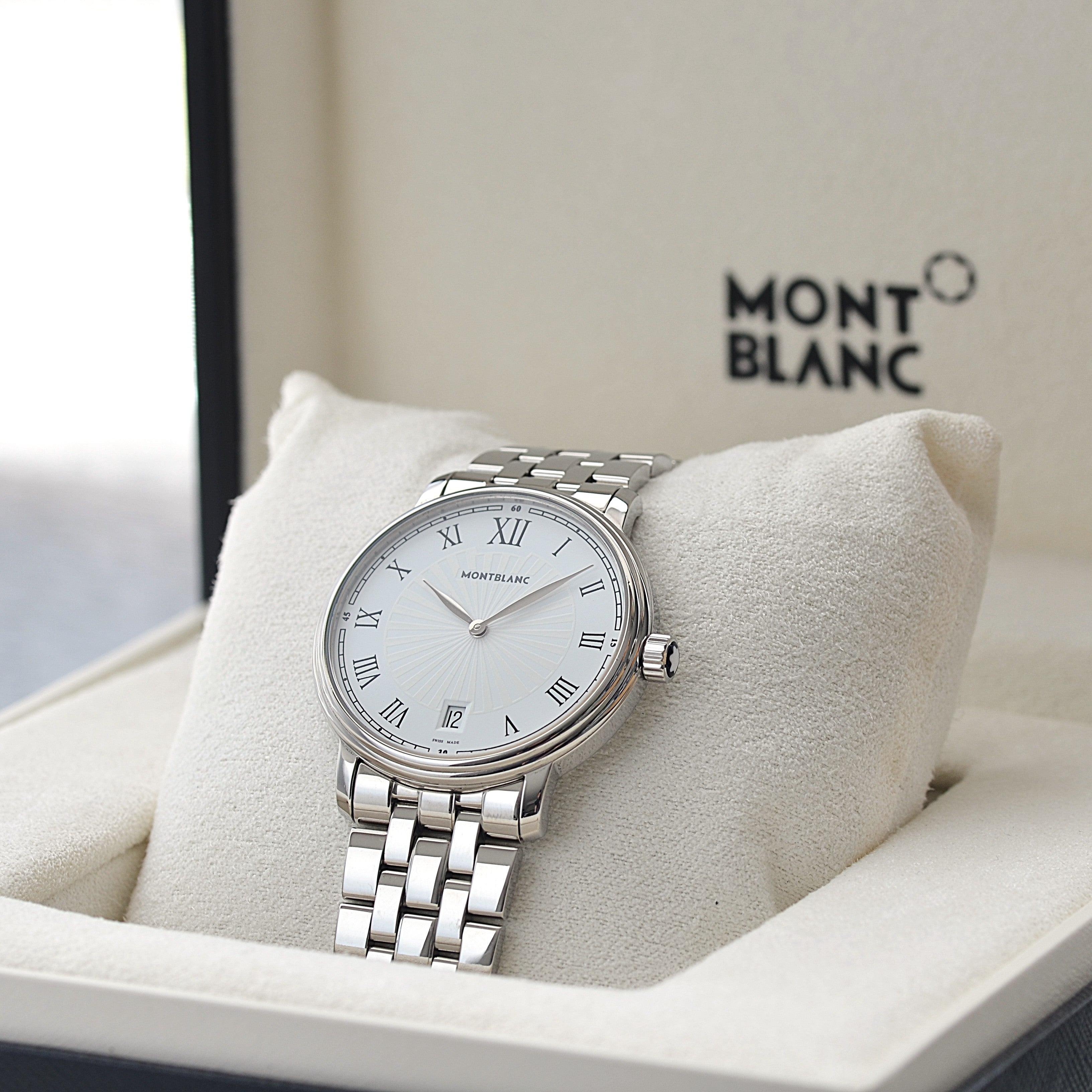 普段は扱わないちょっと珍しい時計。