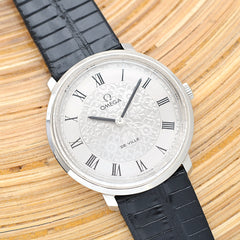 かなり手の込んだデザインをした1971年製のオメガ・デヴィル。