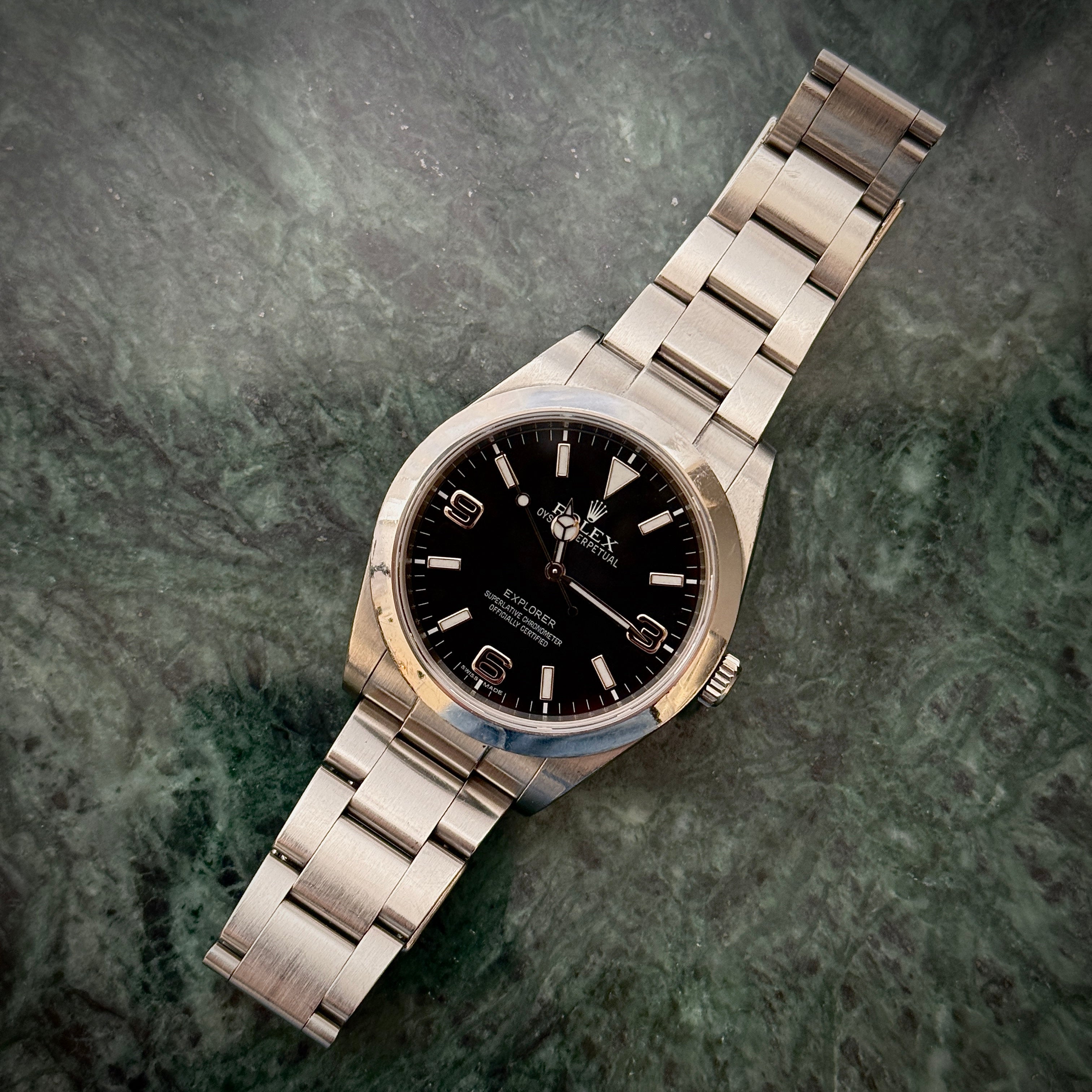 ヴィンテージショップですが現行品の修理も行っております。