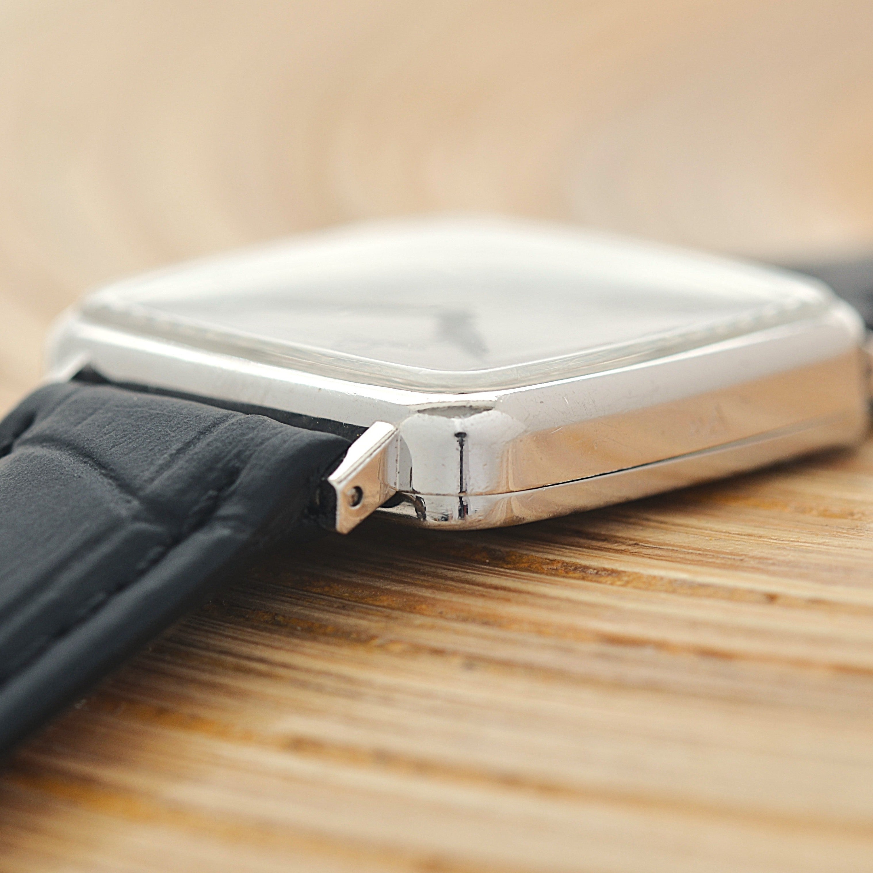 【OMEGA】オメガ ジュネーヴ WGP スクエア Silver ボーイズサイズ 純正尾錠付き