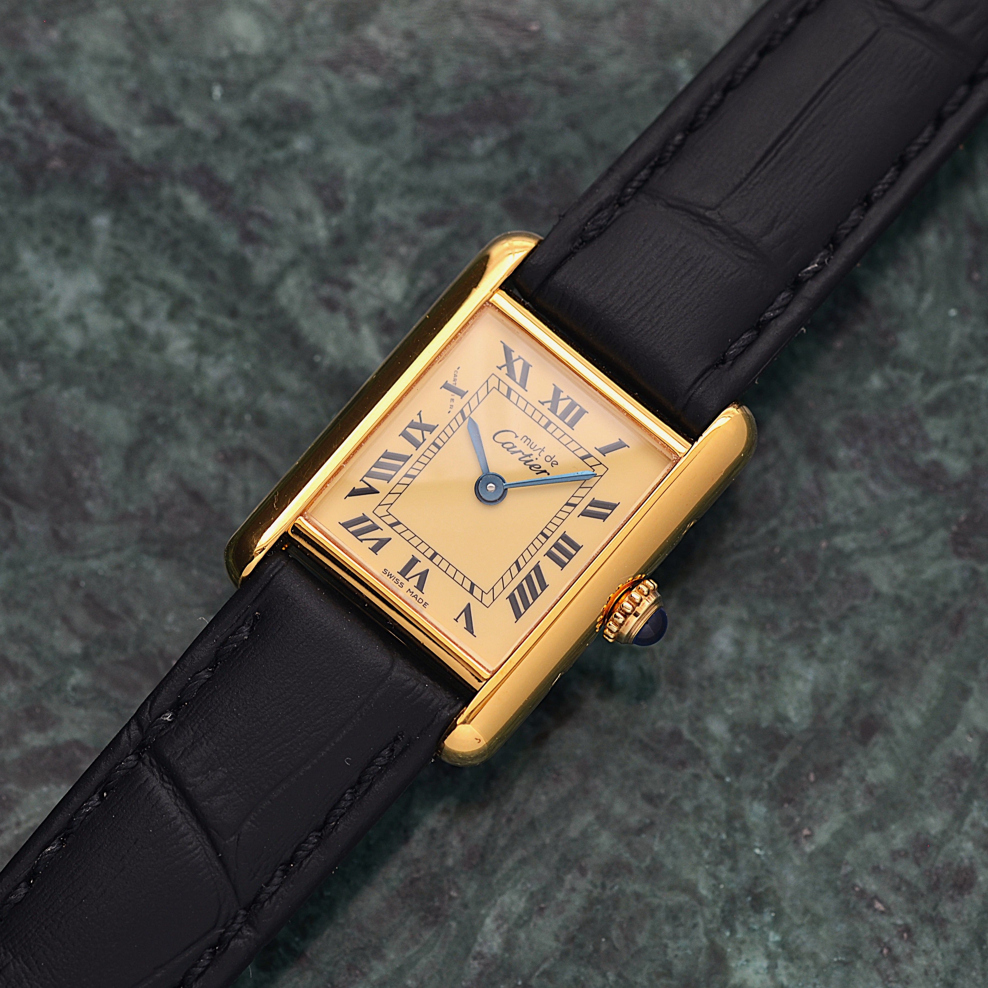 【Cartier】Must Tank SM Ivory Roman SWISSMADE dial with original buckle