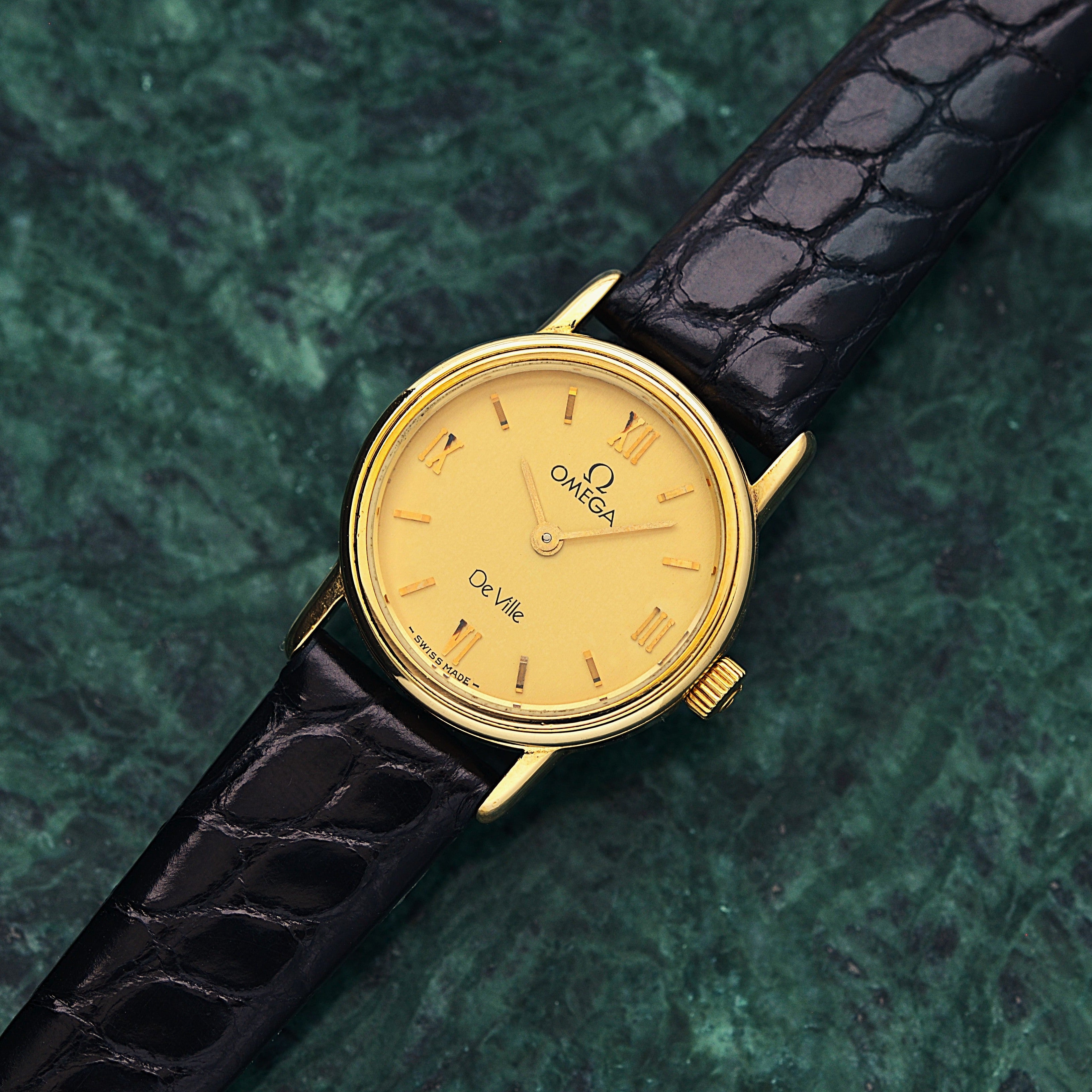 【OMEGA】Omega De Ville GP Round Gold Upright Roman with Original Buckle