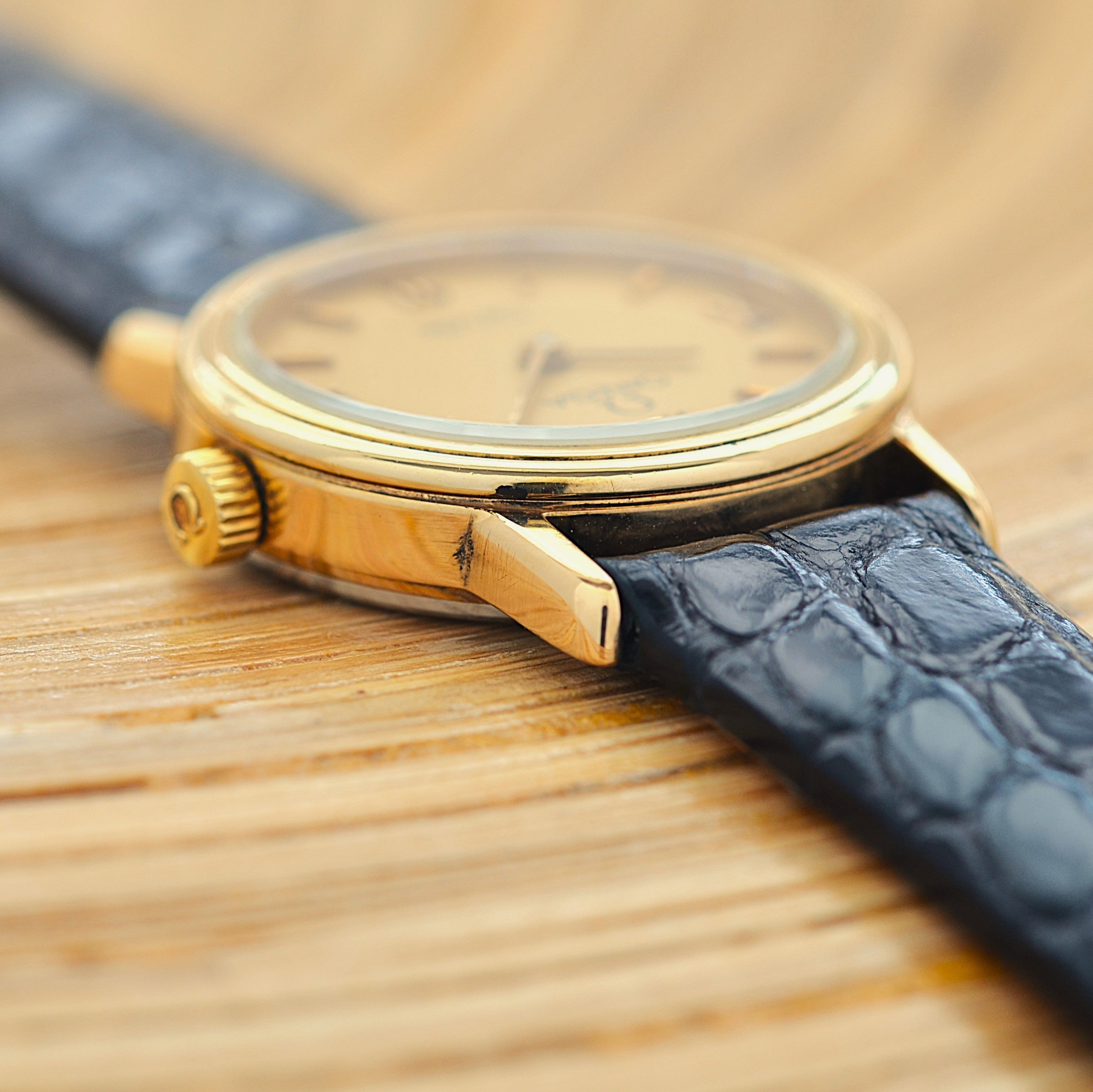 【OMEGA】Omega De Ville GP Round Gold Upright Roman with Original Buckle