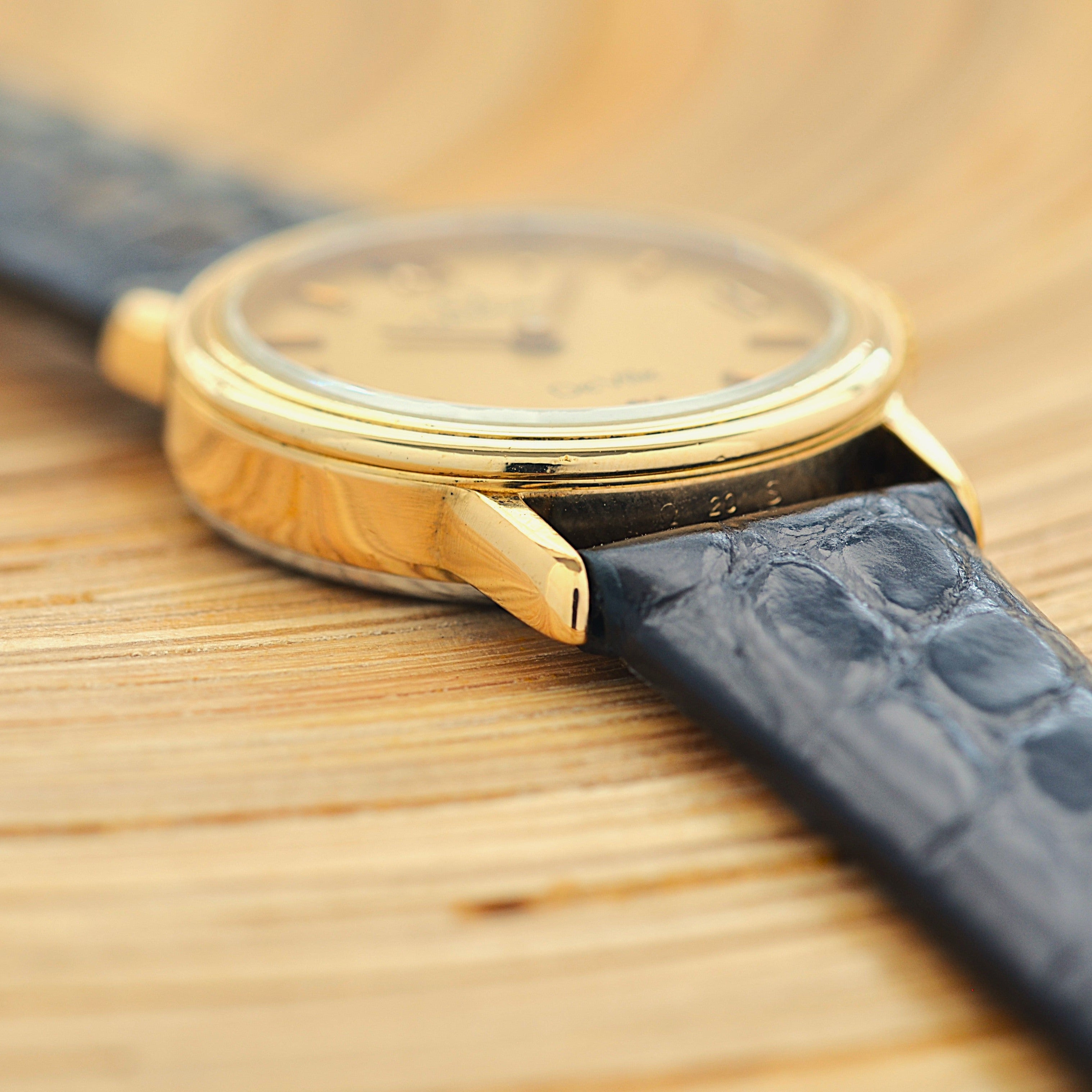 【OMEGA】Omega De Ville GP Round Gold Upright Roman with Original Buckle