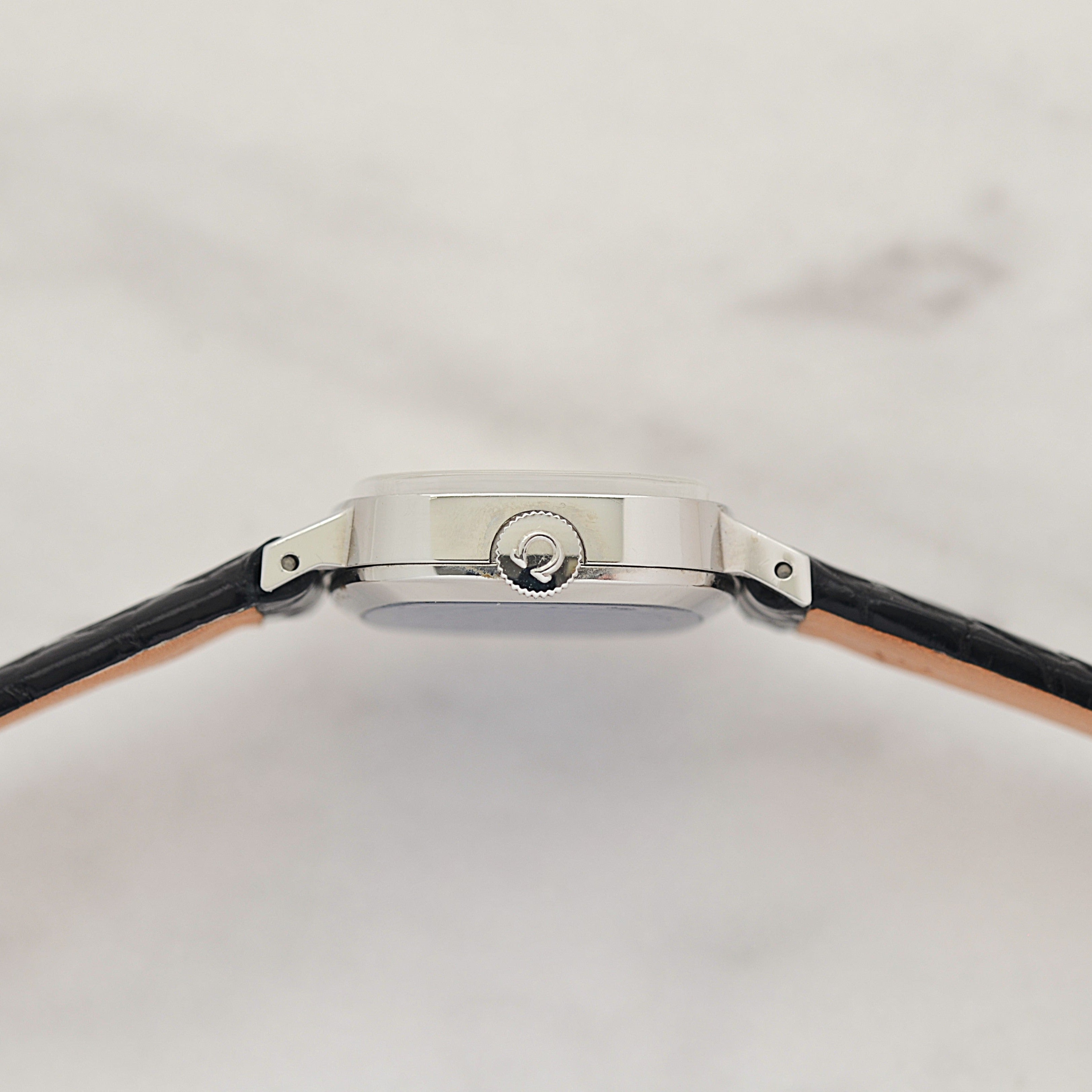【OMEGA】Omega DeVille SS TV Screen Case Silver new old stock with Original Buckle