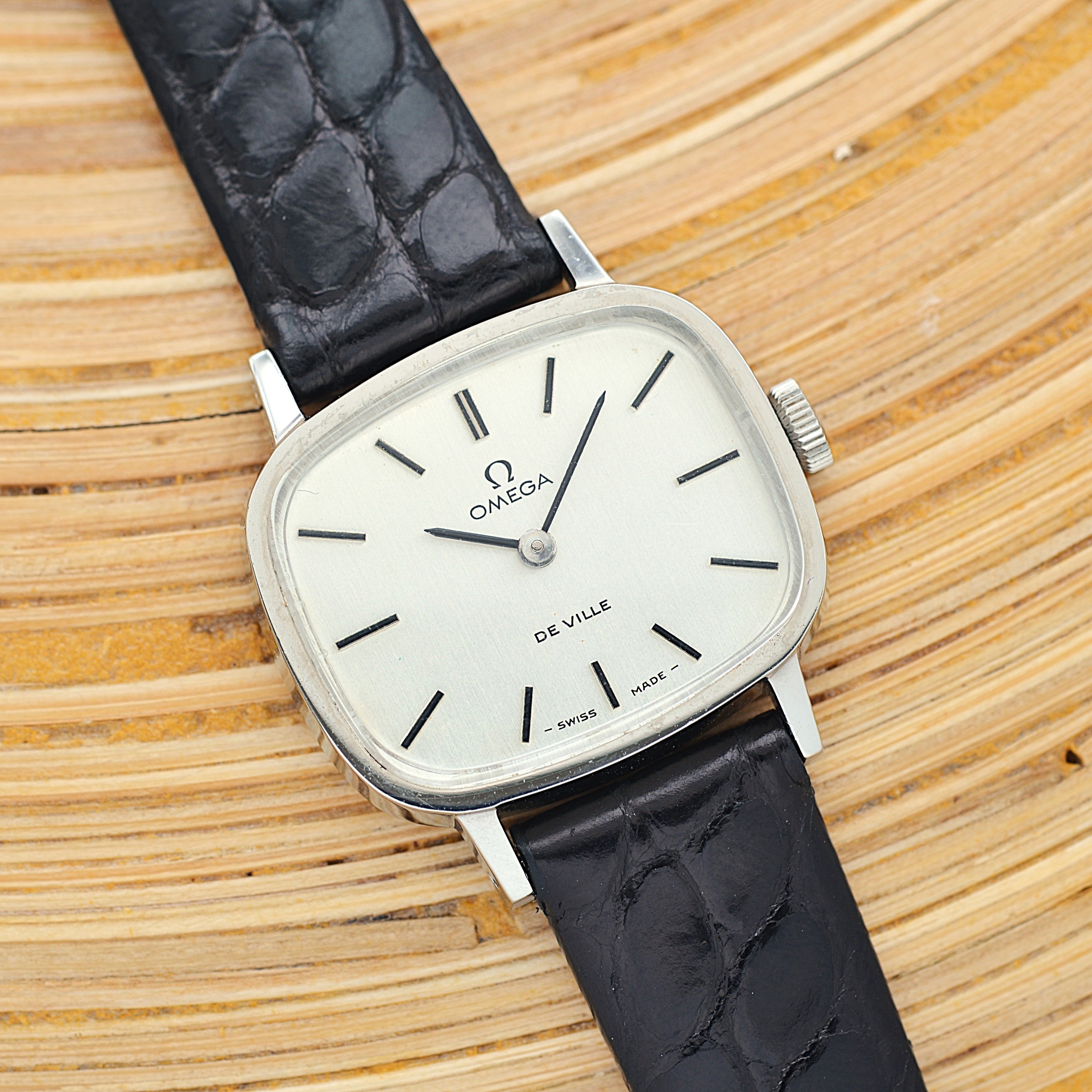 【OMEGA】Omega DeVille SS TV Screen Case Silver new old stock with Original Buckle