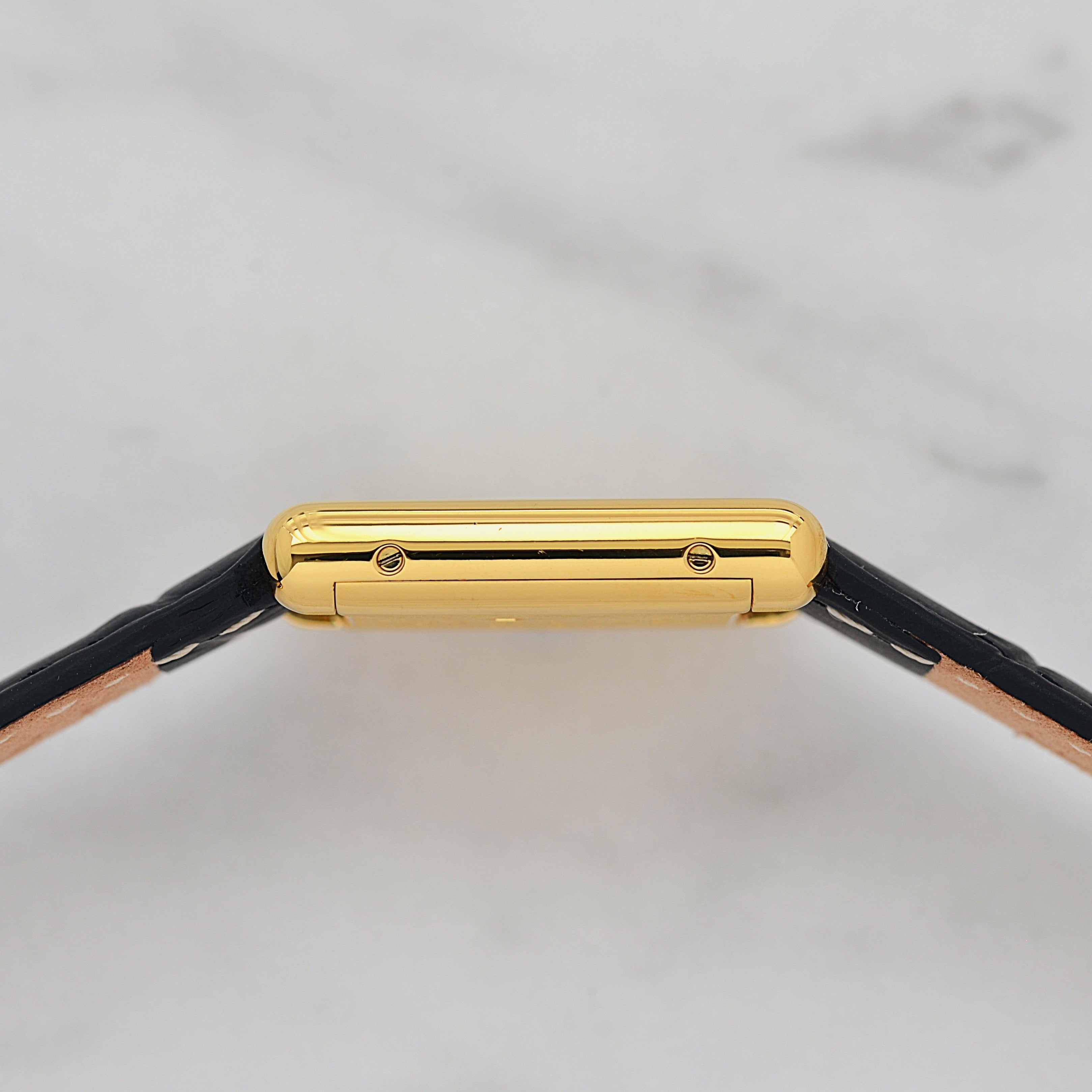 【Cartier】 Cartier Must Tank SM Ivory Roman Dial Manual Winding with Original Buckle