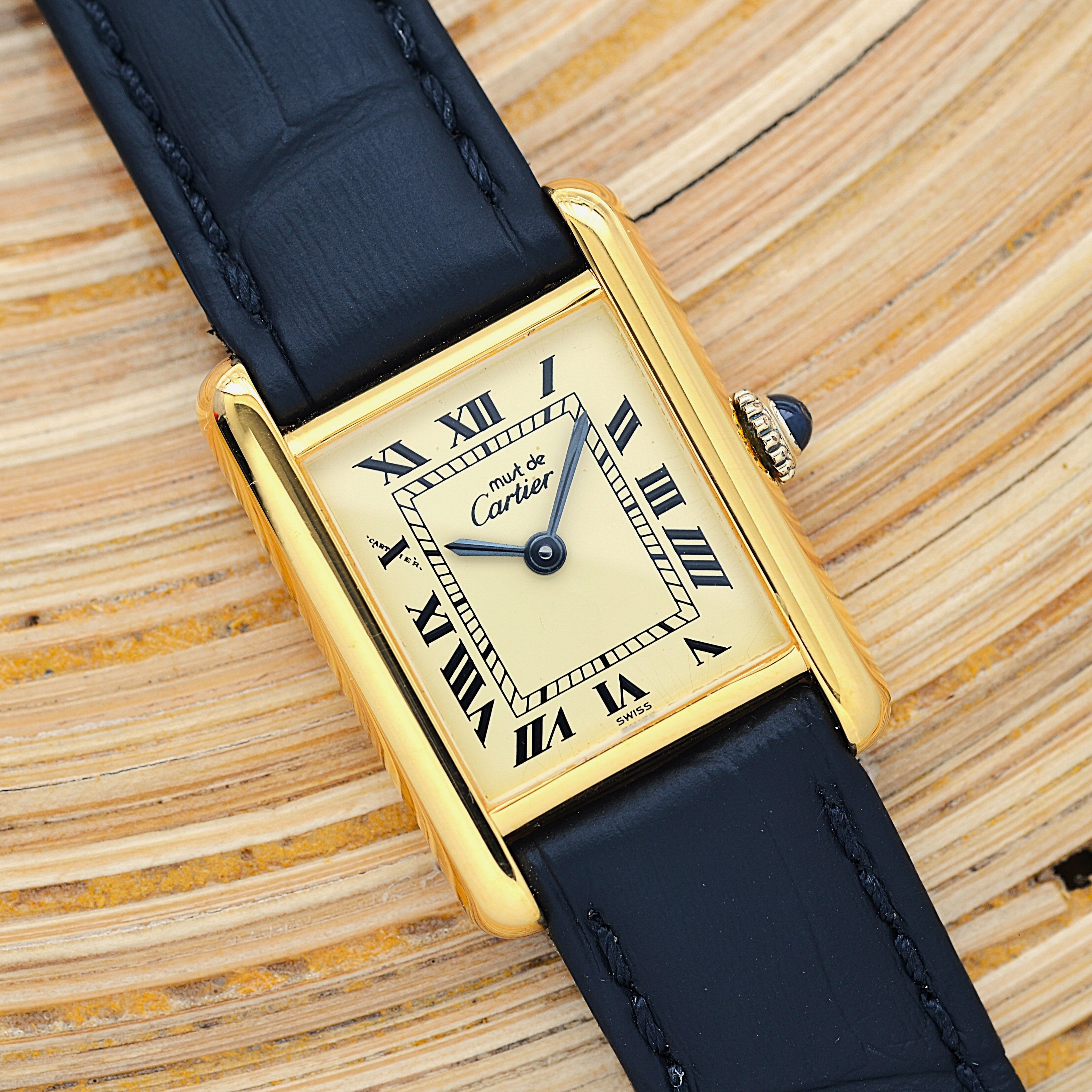 【Cartier】 Cartier Must Tank SM Ivory Roman Dial Manual Winding with Original Buckle