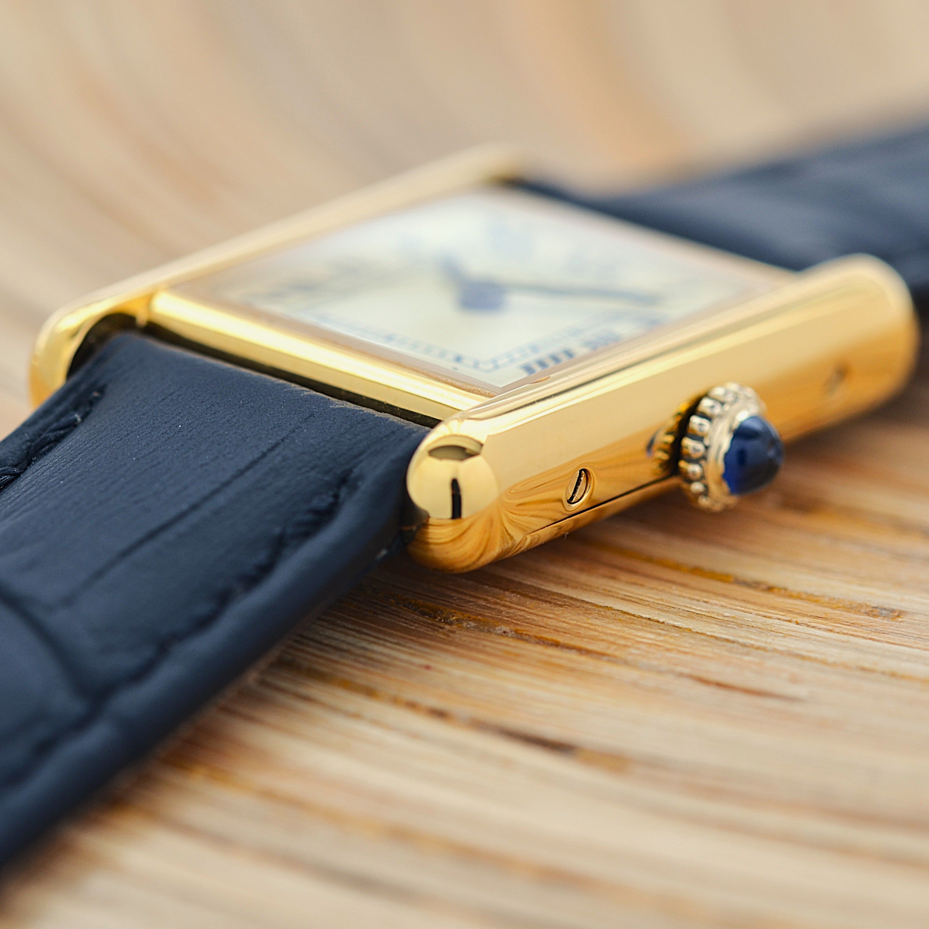 【Cartier】 Cartier Must Tank SM Ivory Roman Dial Manual Winding with Original Buckle