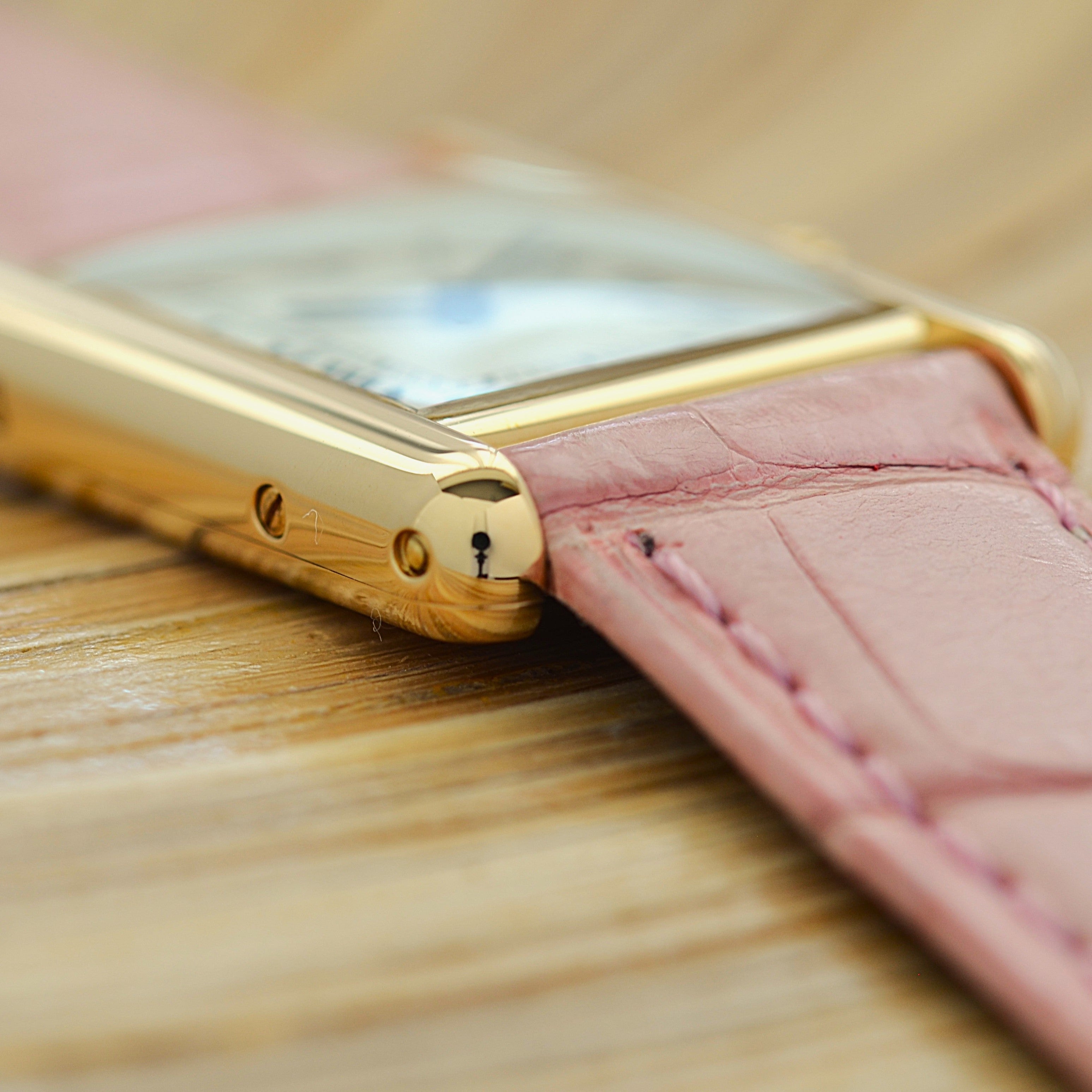【Cartier】カルティエ タンクルイカルティエ SM 18KYG 付属品完備 カルティエコンプリートサービス済み