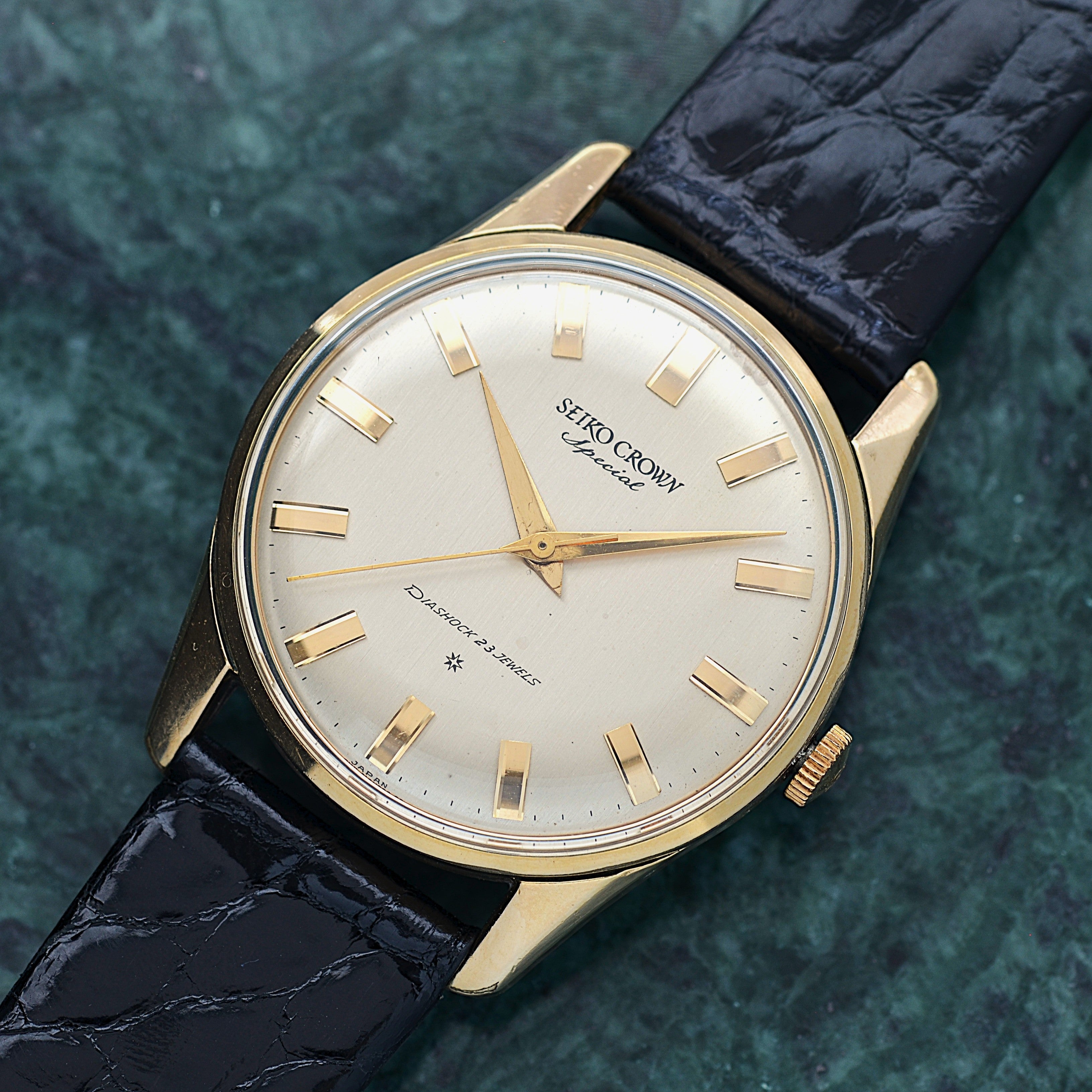 【SEIKO】Seiko Crown Special 14K YGF Fat Index with Original Buckle, Manufactured September 1962