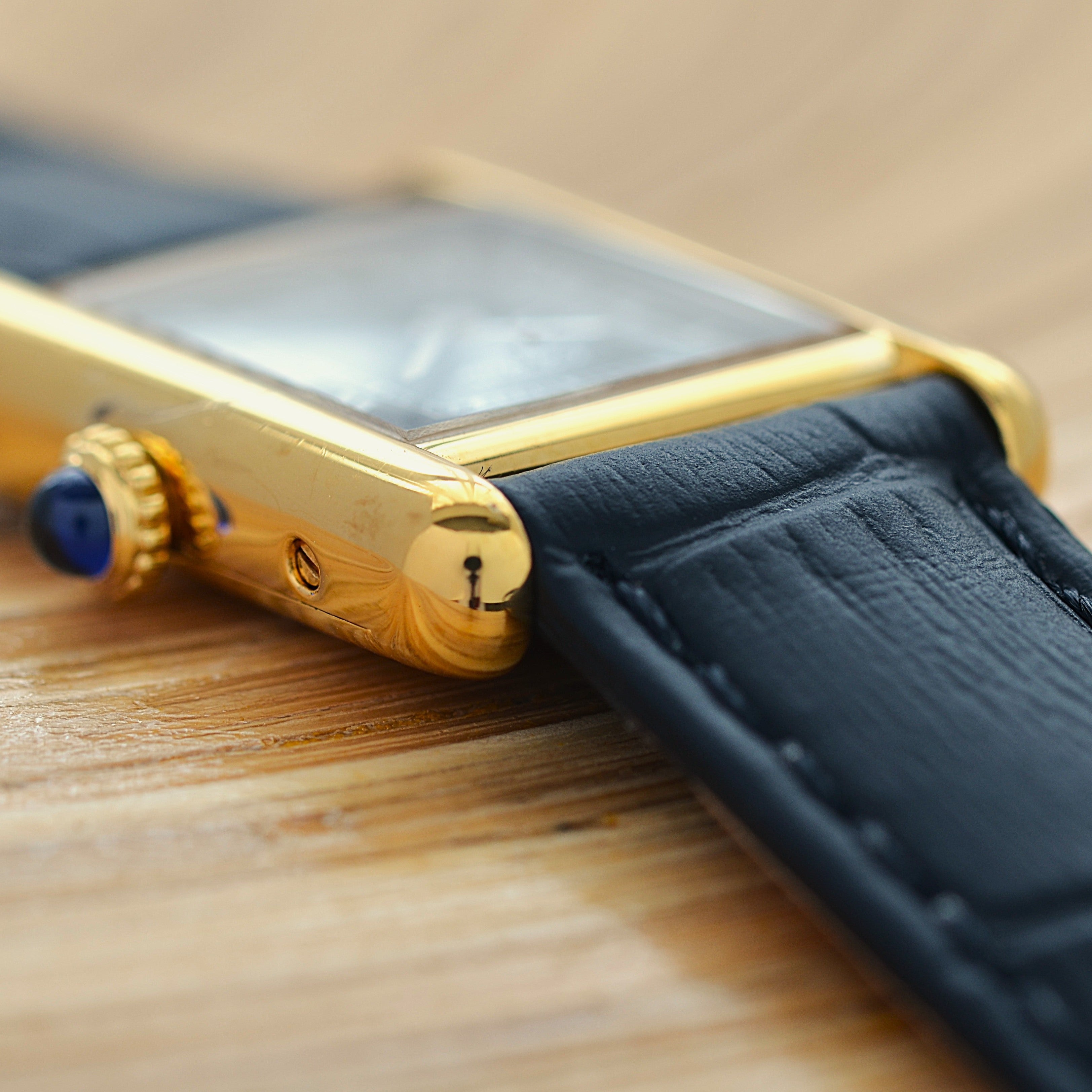 【Cartier】カルティエ マストタンクSM ブラックローマ 手巻き 永久保証書付き カルティエコンプリートサービス済み