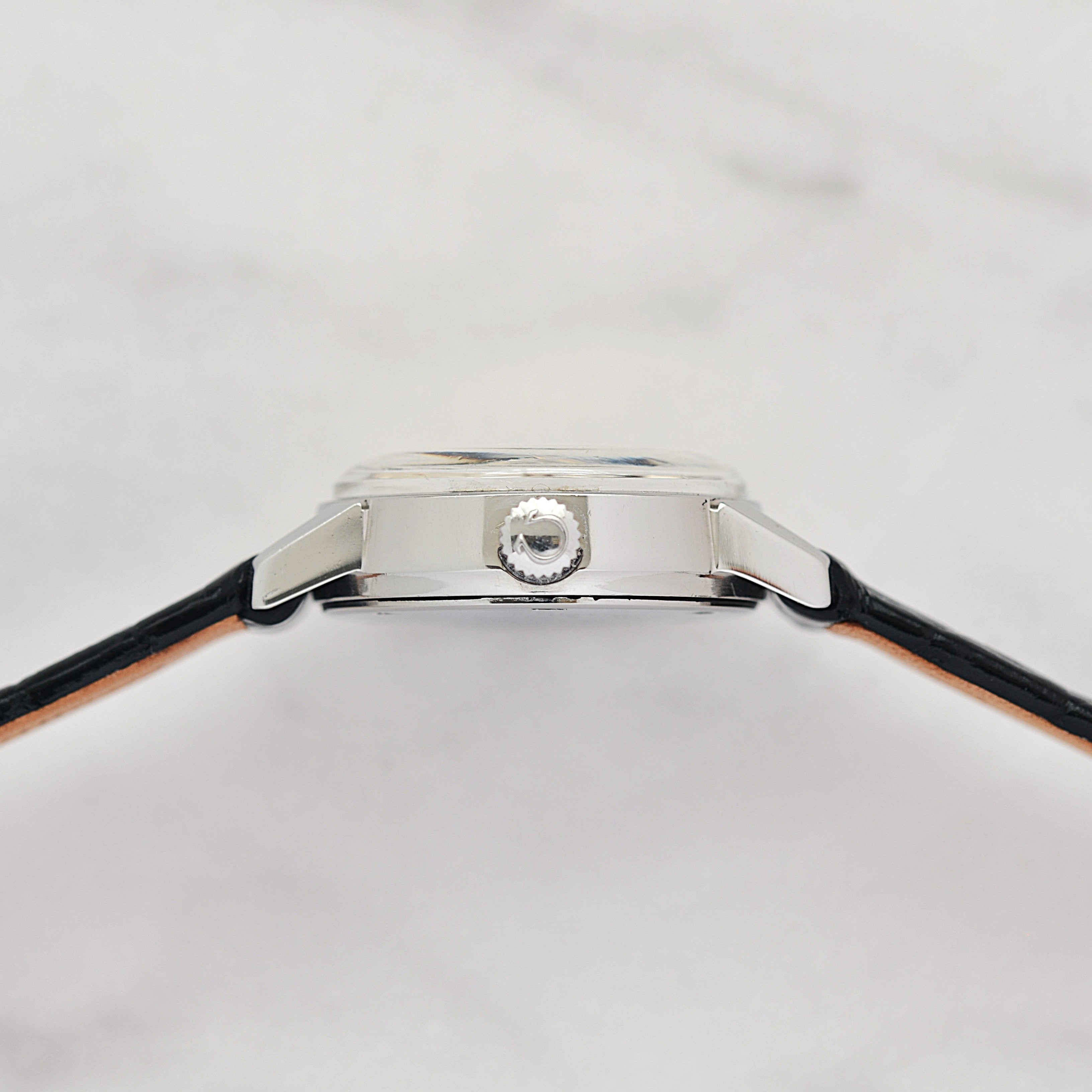 【OMEGA】オメガ シーマスタージュネーヴ SS ラウンド Silver アップライトアラビア 純正尾錠付き