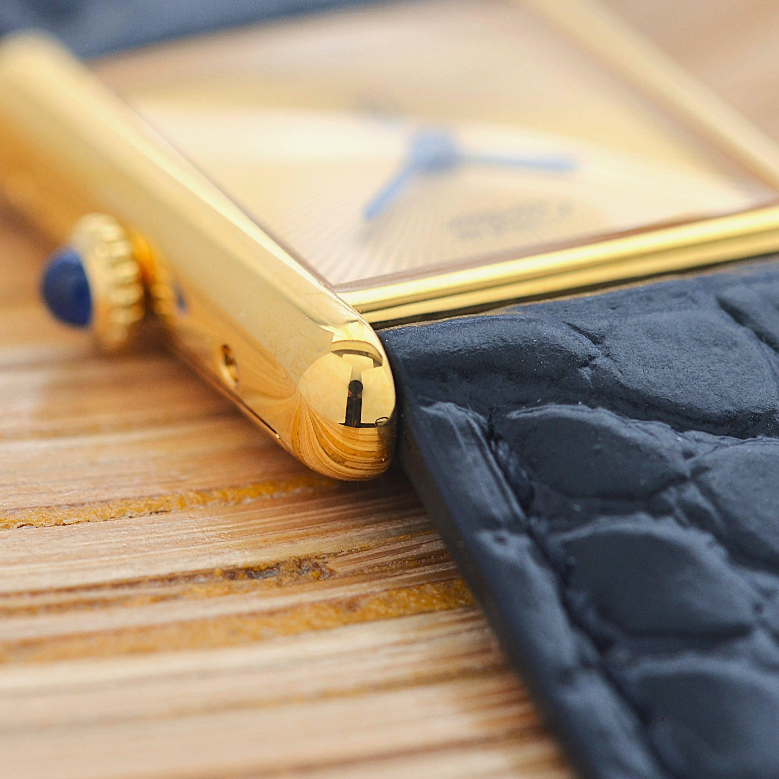 【Cartier】カルティエ マストタンクLM サンバースト 手巻き 永久保証書付き