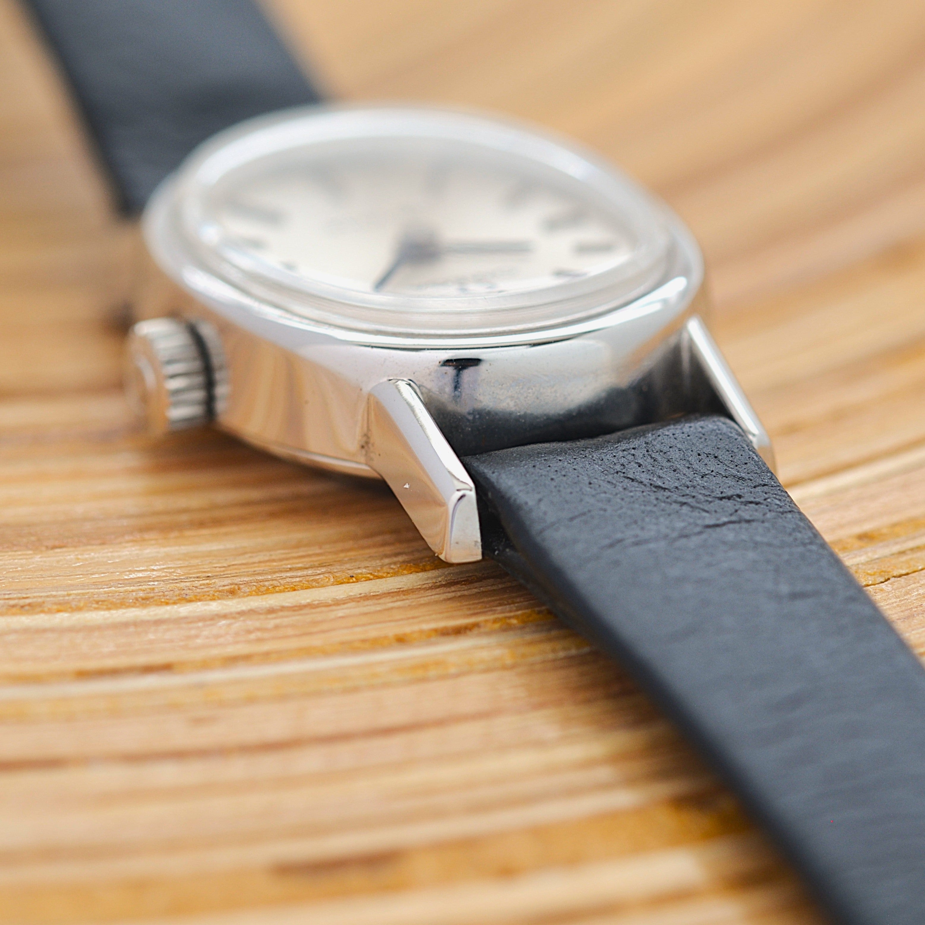 【OMEGA】オメガ デヴィル SS ミニオーバル Silver デッドストック 純正尾錠付き