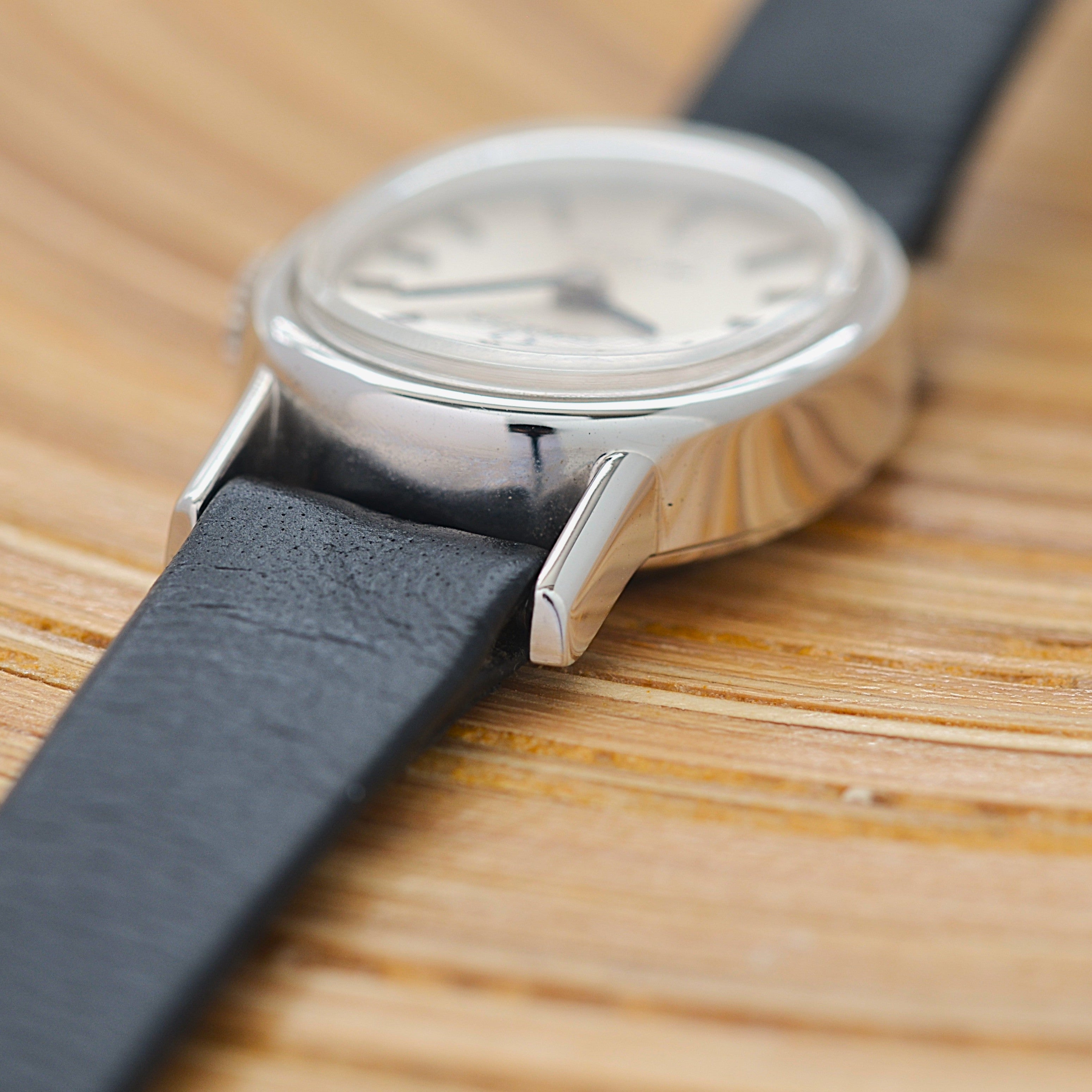 【OMEGA】オメガ デヴィル SS ミニオーバル Silver デッドストック 純正尾錠付き