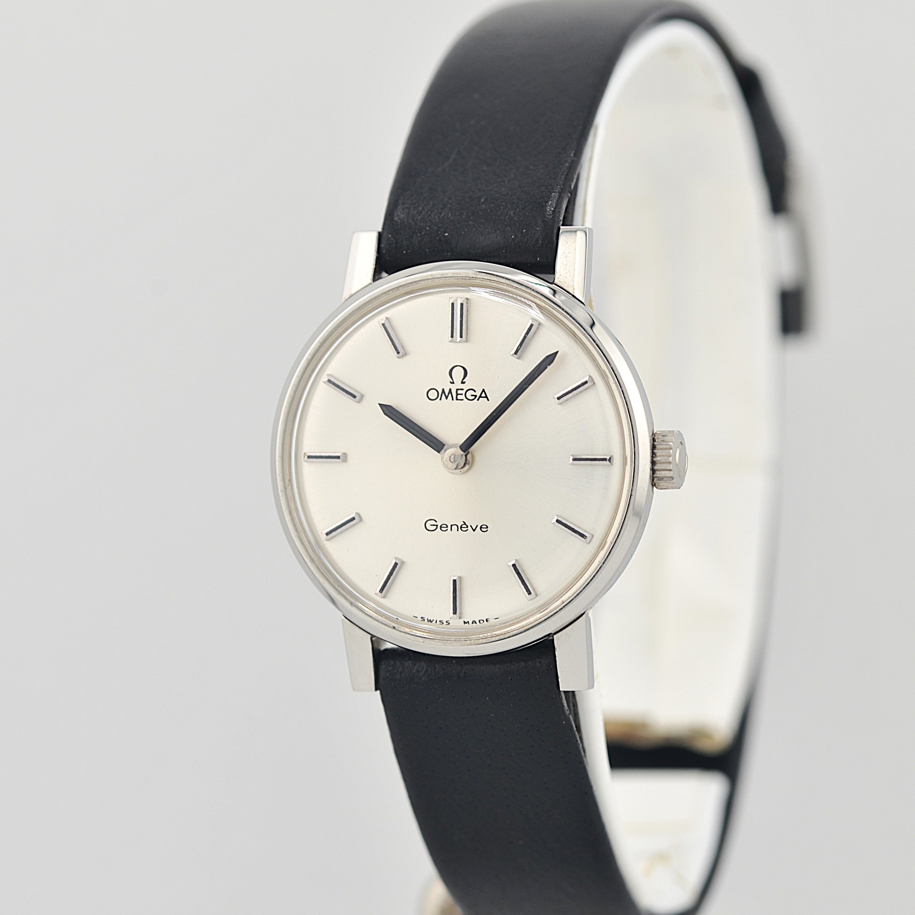 【OMEGA】オメガ ジュネーヴ SS ラウンド Silver デッドストック 純正尾錠付き