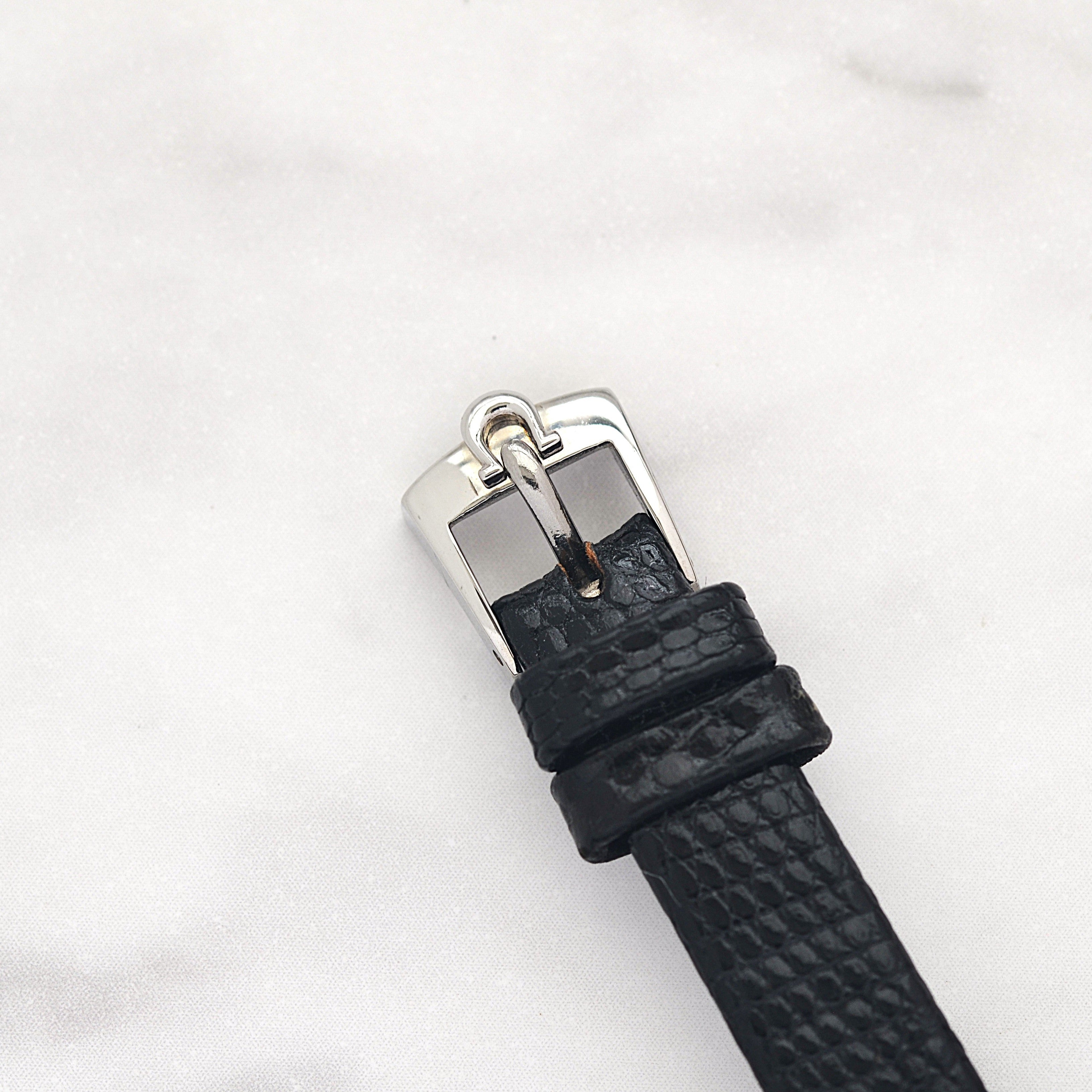 【OMEGA】オメガ デヴィル SS ミニラウンド Silver デッドストック 純正尾錠付き