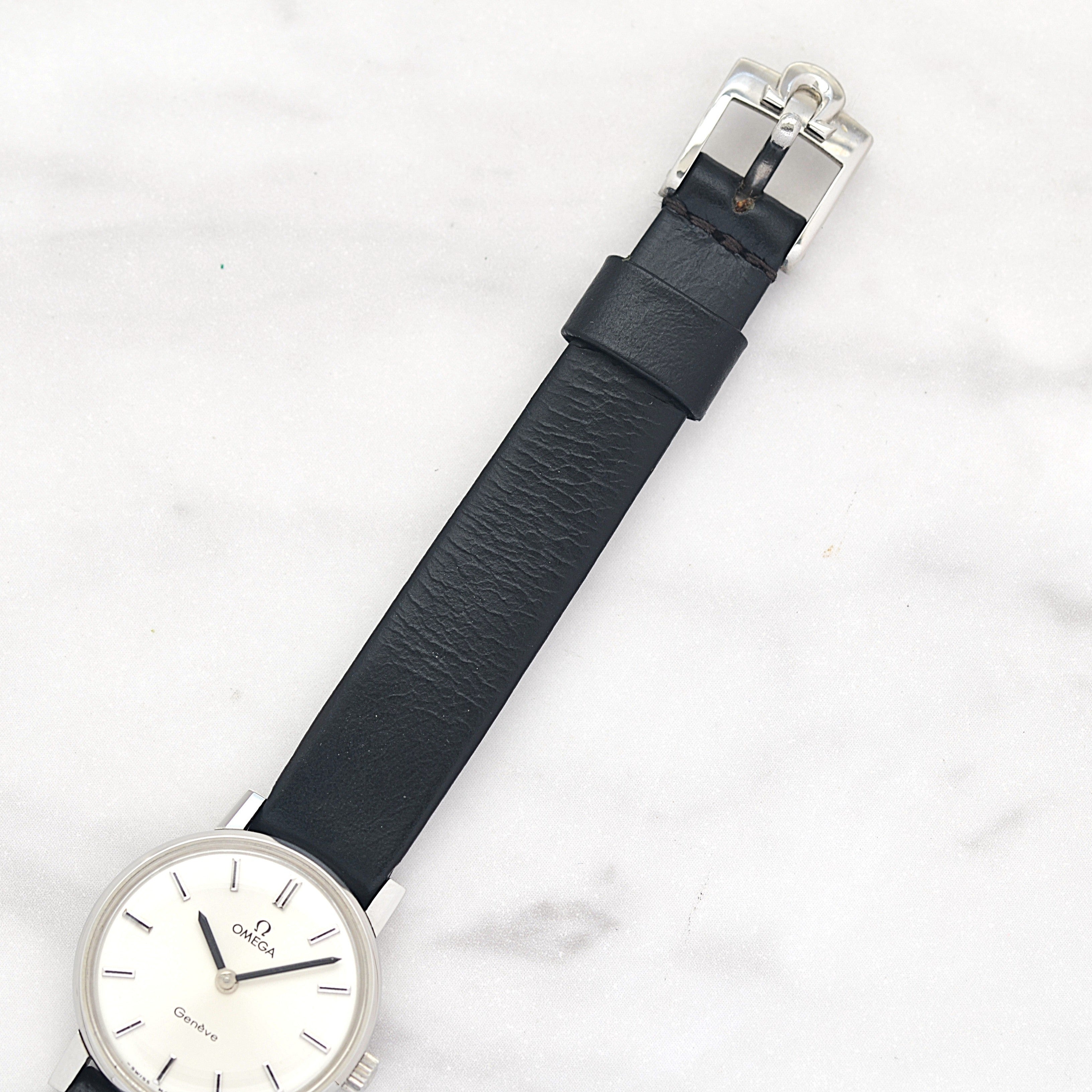 【OMEGA】オメガ ジュネーヴ SS ラウンド Silver デッドストック 純正尾錠付き