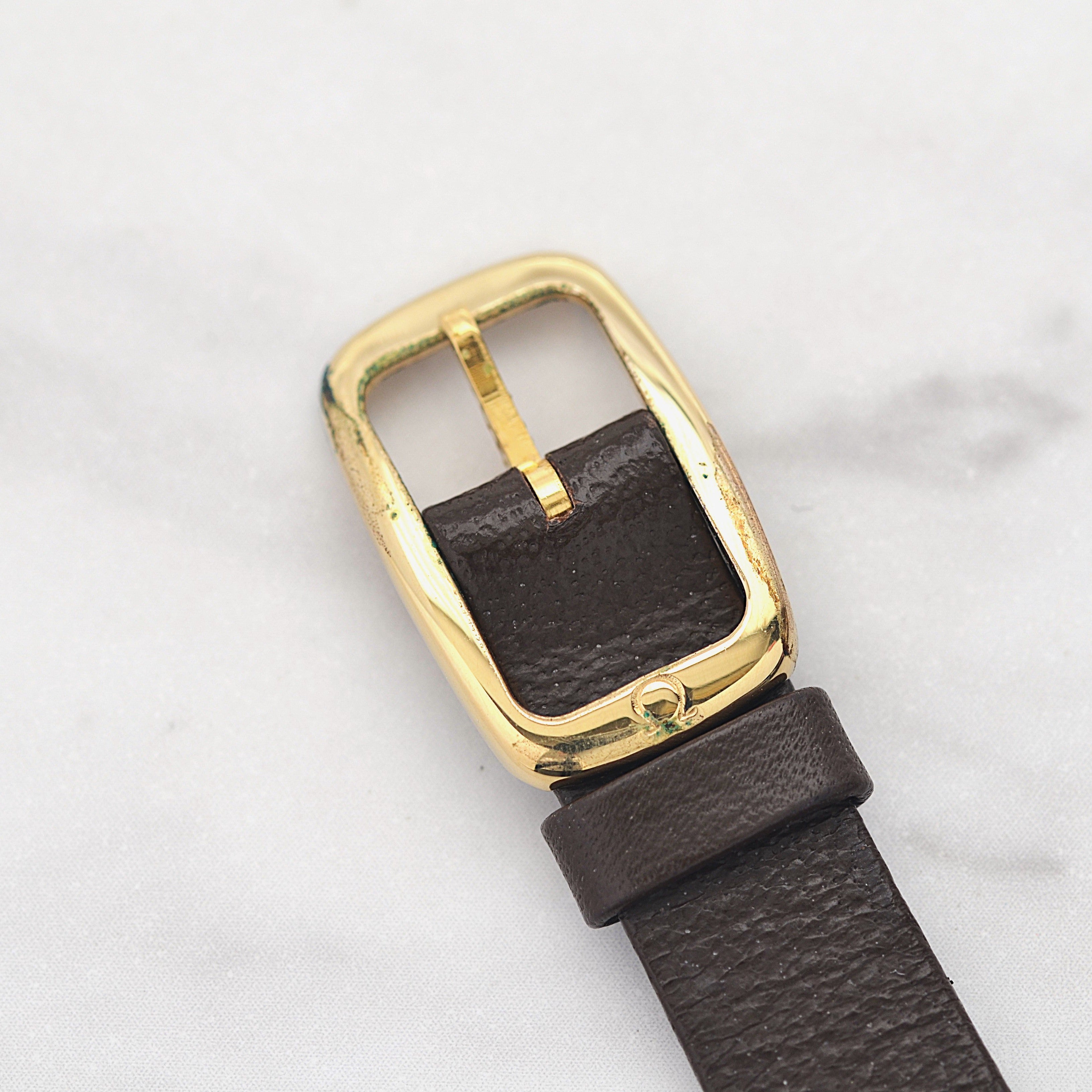 【OMEGA】オメガ デヴィル GP ラウンド Gold デッドストック 純正尾錠付き