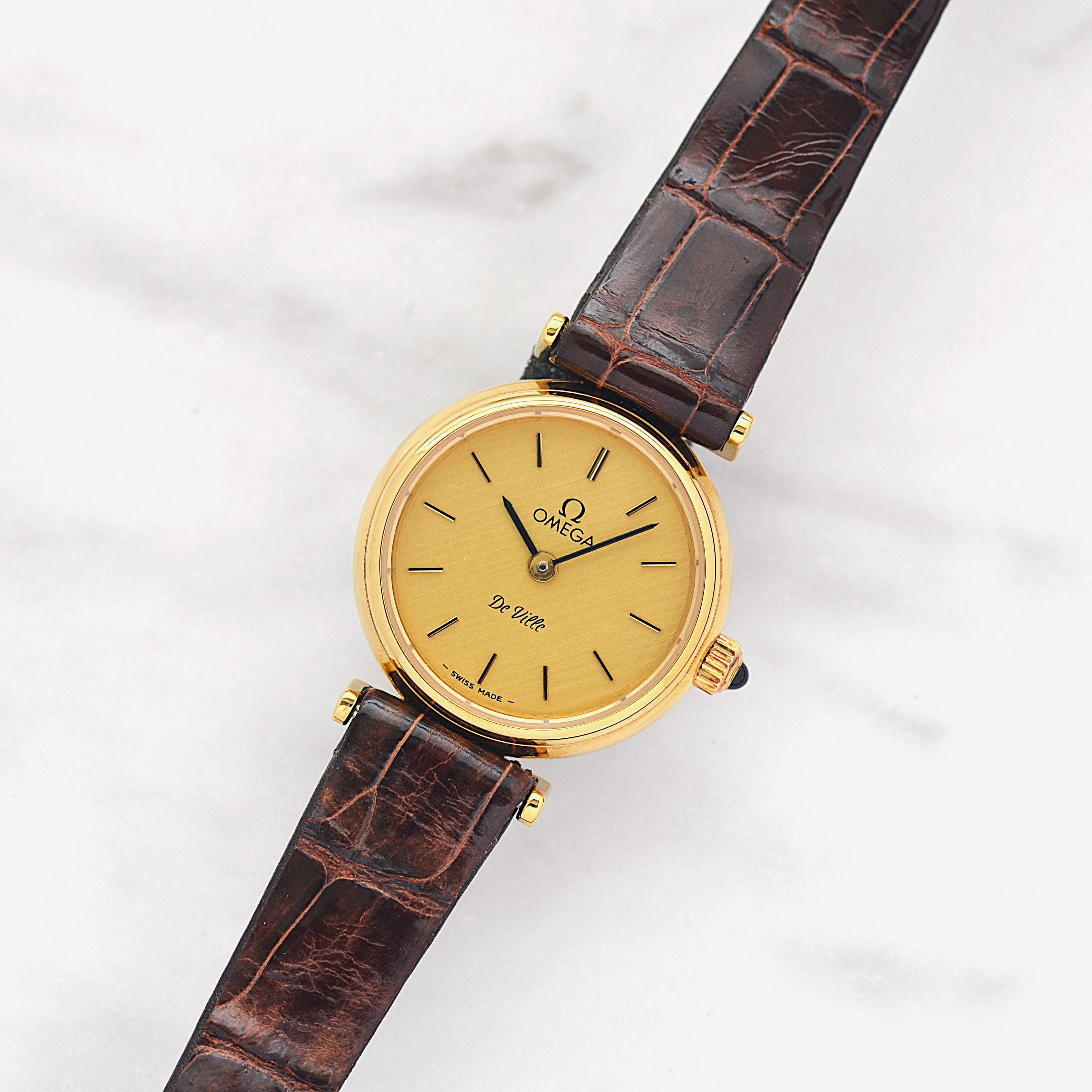 【OMEGA】オメガ デヴィル GP ミニラウンド変わりケース Goldバーク デッドストック 純正尾錠付き