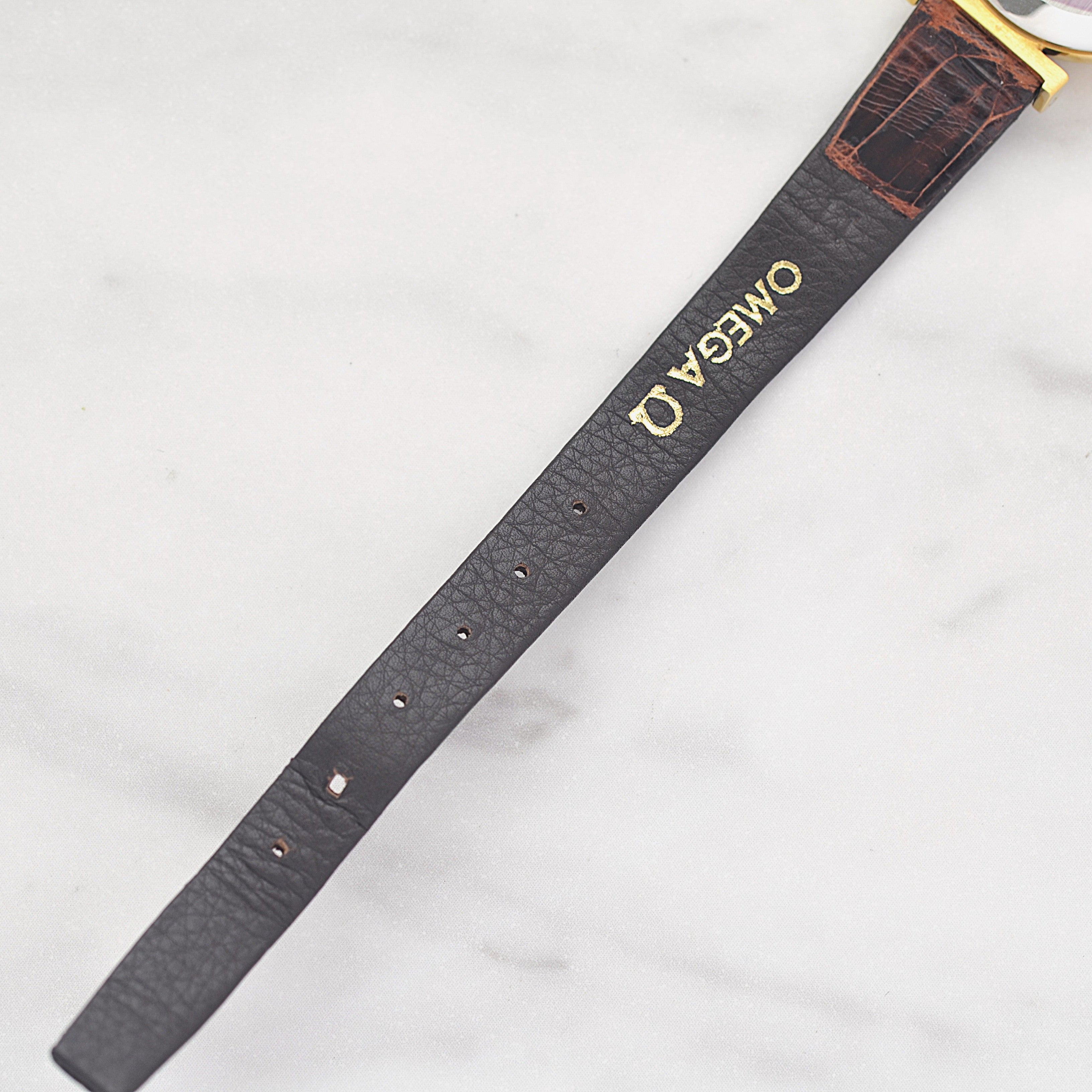【OMEGA】オメガ デヴィル GP ミニラウンド変わりケース Goldバーク デッドストック 純正尾錠付き