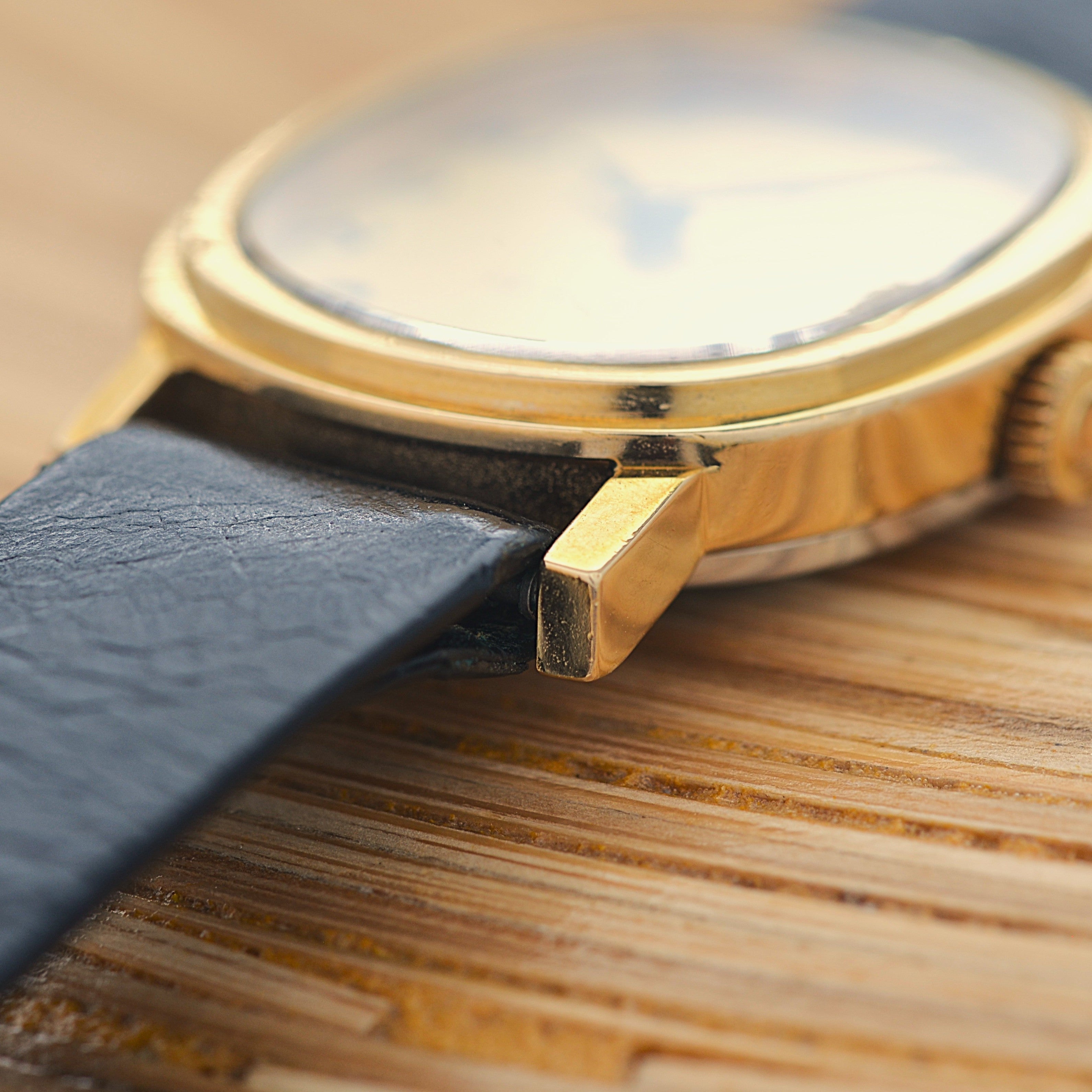 【OMEGA】オメガ デヴィル GP オーバル Gold プリントアラビア デッドストック 純正尾錠付き