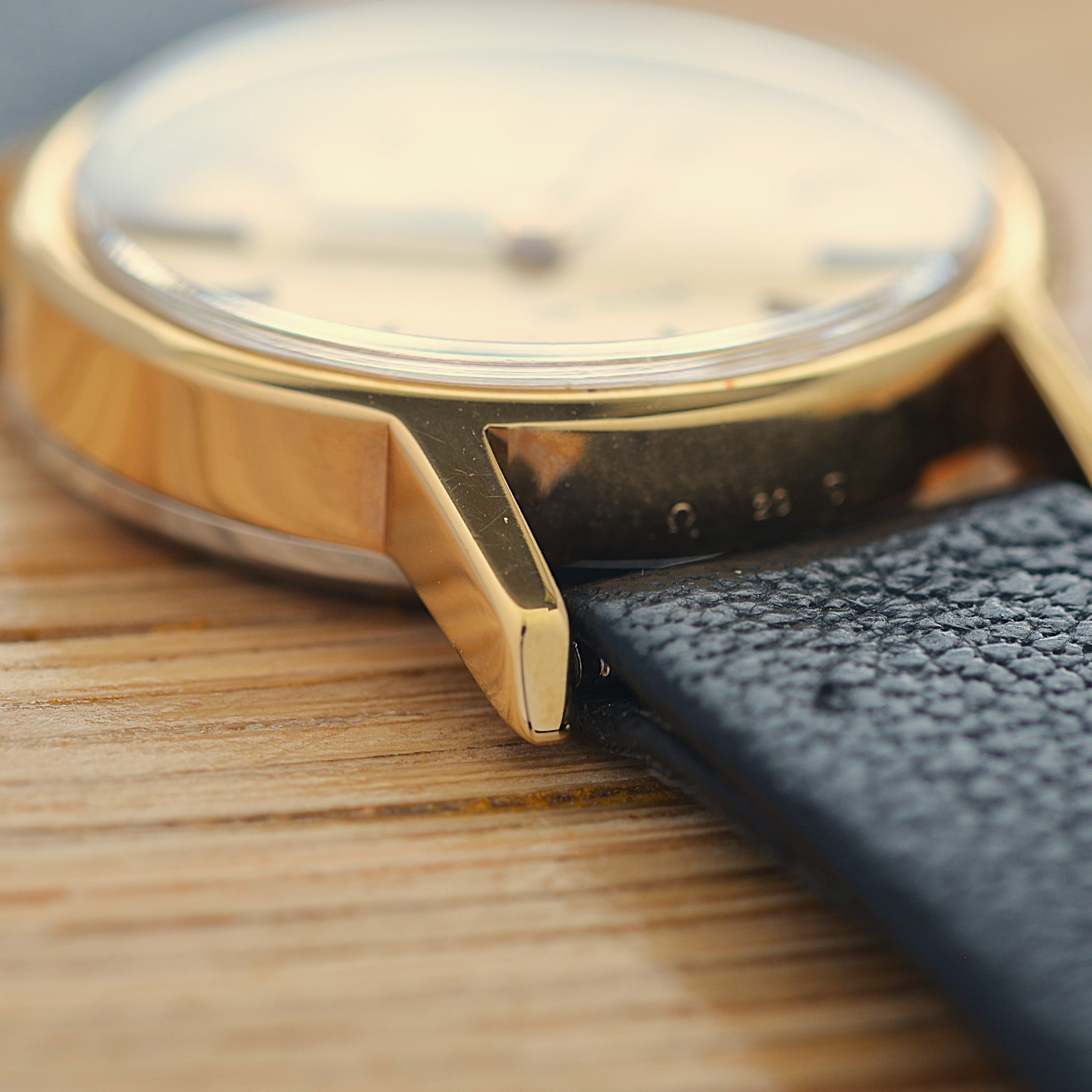 【OMEGA】オメガ デヴィル GP オーバルケース Gold デッドストック 純正尾錠付き