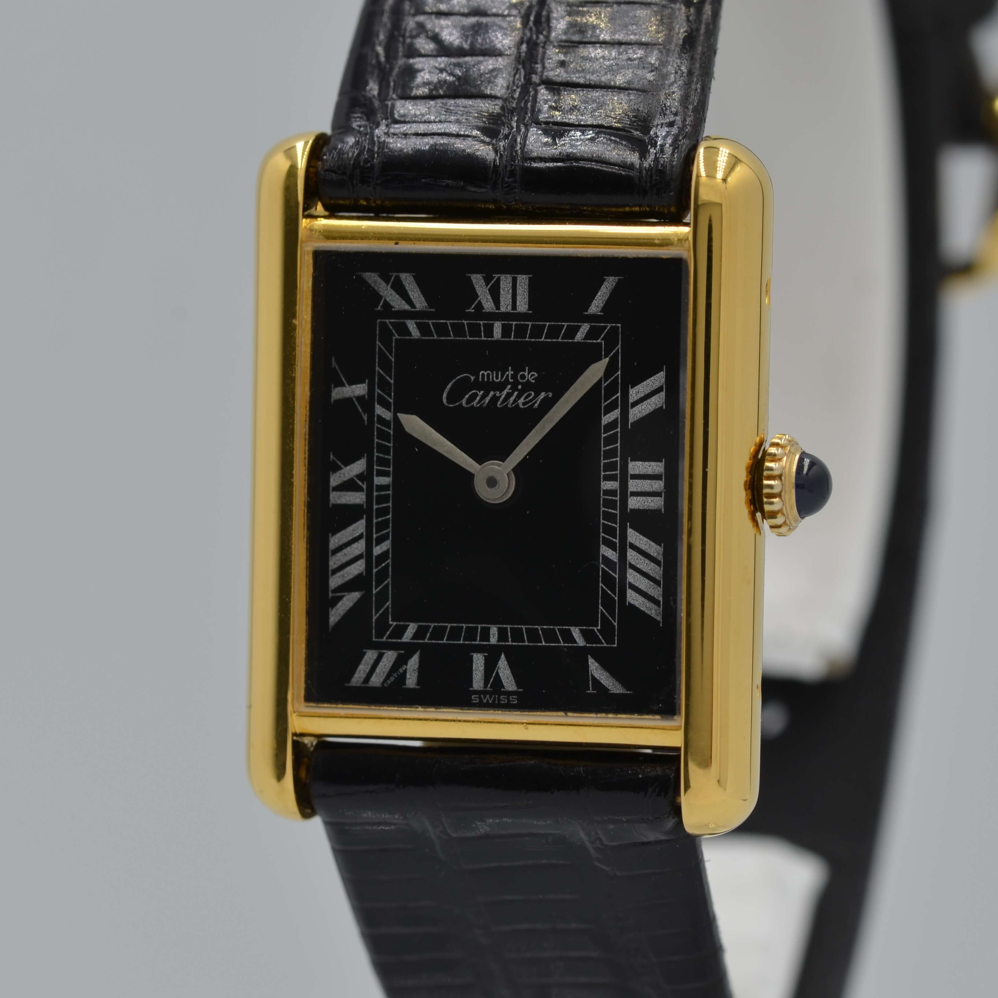 [Cartier] Cartier Must Tank LM Hand-wound Black Roman with genuine buckle