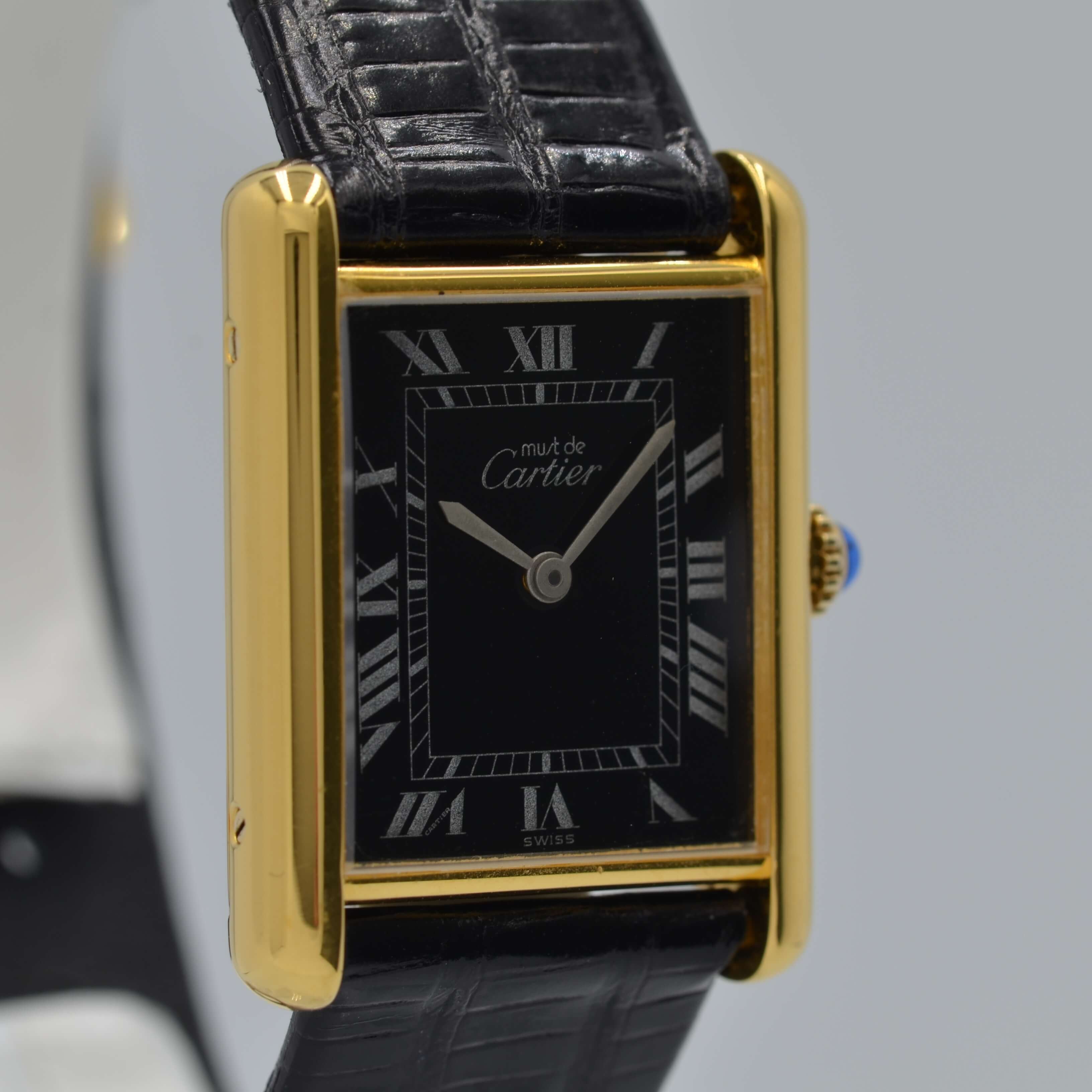 [Cartier] Cartier Must Tank LM Hand-wound Black Roman with genuine buckle