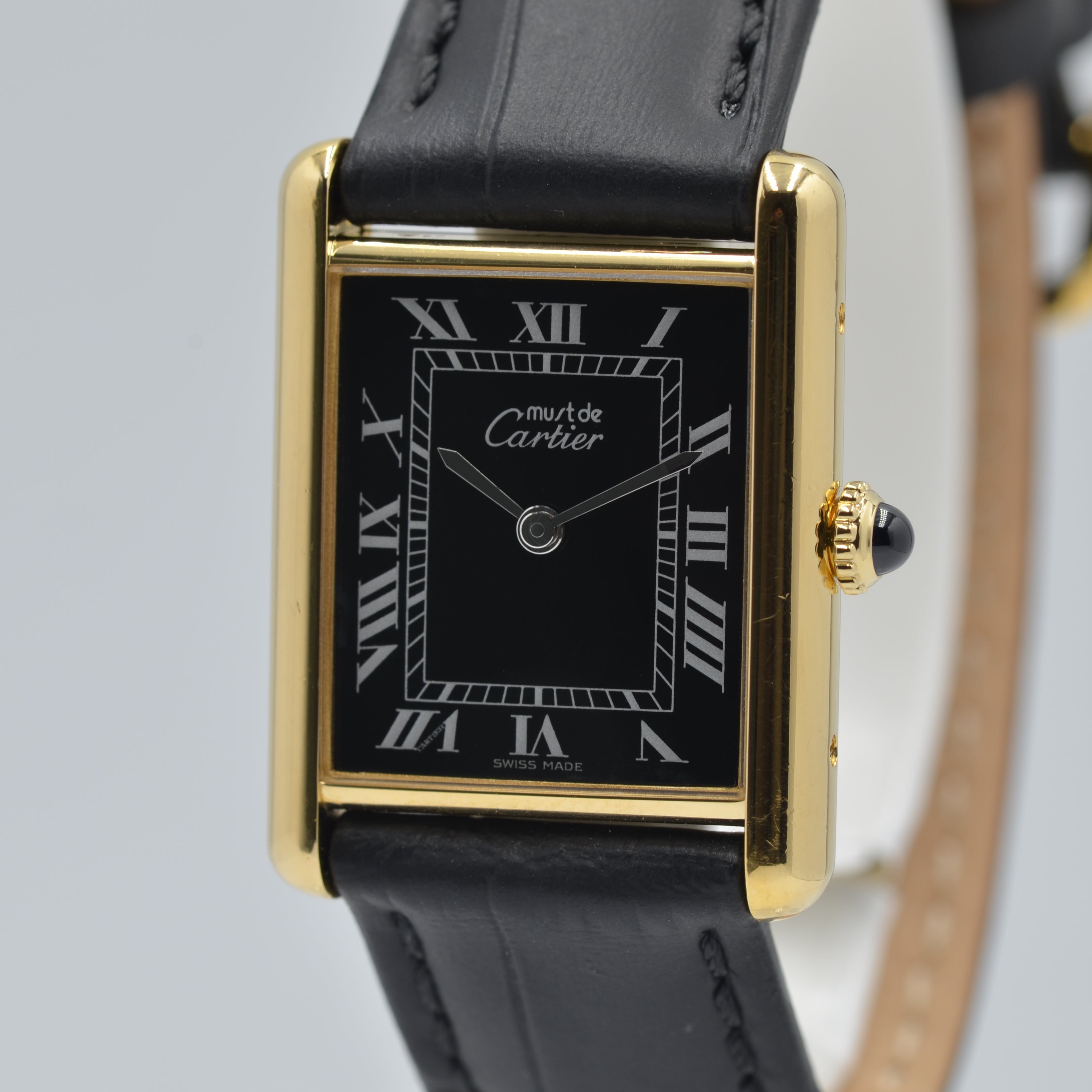 【Cartier】カルティエ マストタンクLM手巻きブラックローマ 永久保証書付き