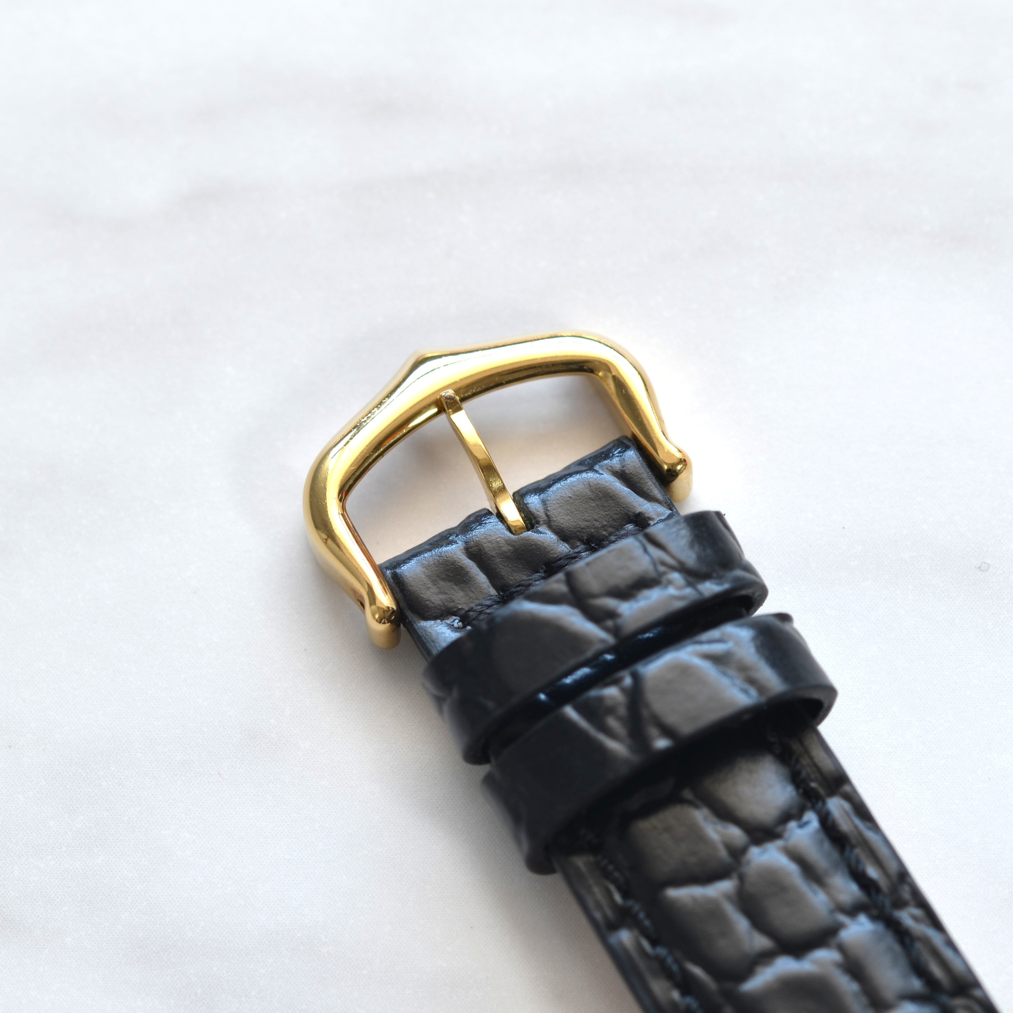 【Cartier】カルティエ マストタンク LM手巻きオニキス 永久保証書付き オリジナルダイヤル