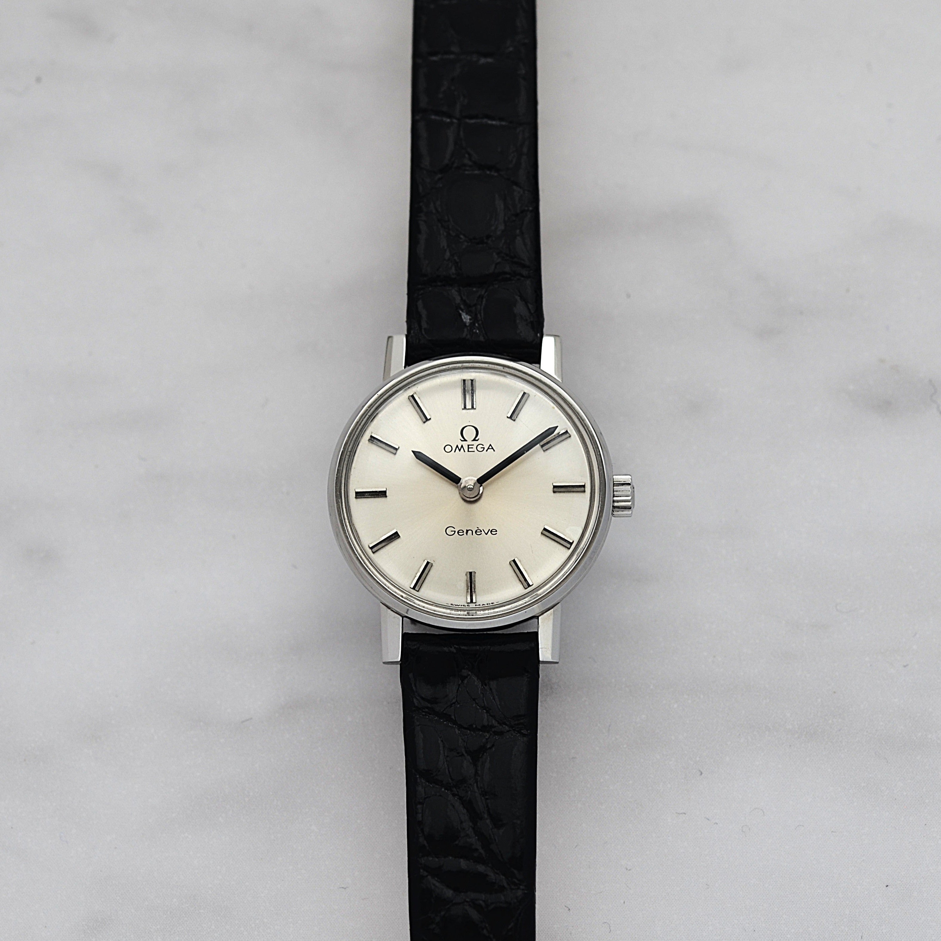 [OMEGA] Omega Geneva SS Round Silver with original box