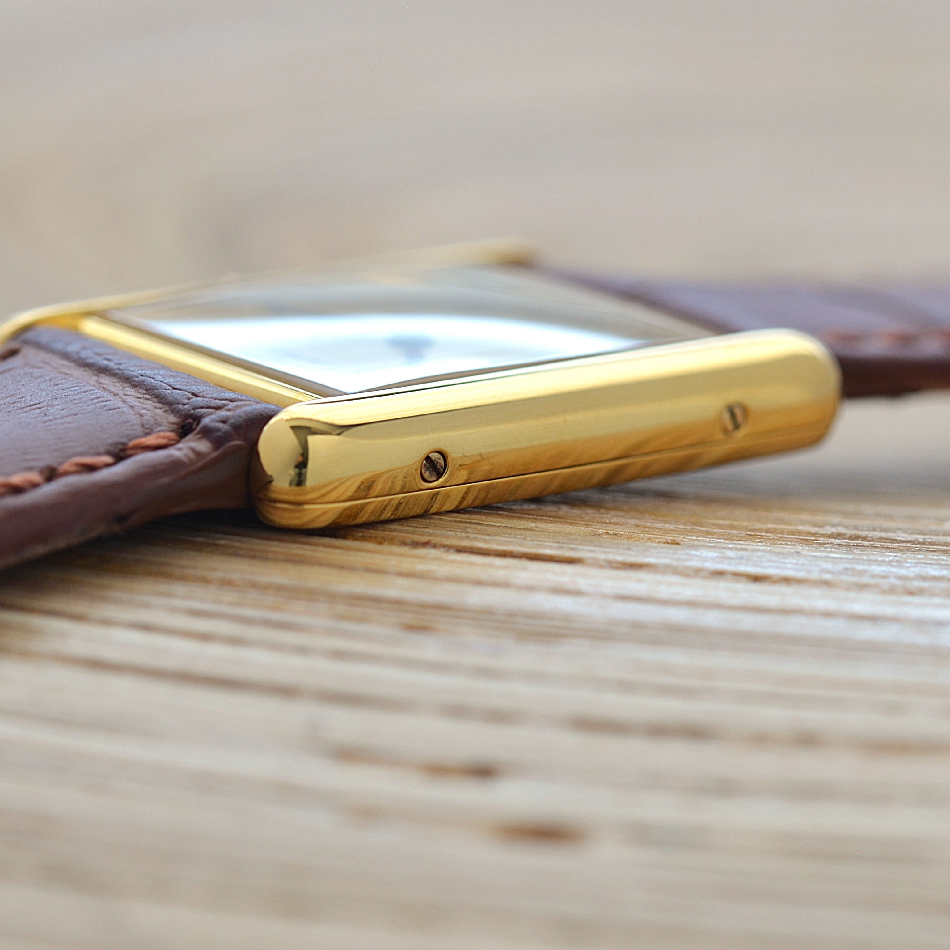 【Cartier】カルティエ マストタンクLM 縦ローマ 純正尾錠付き