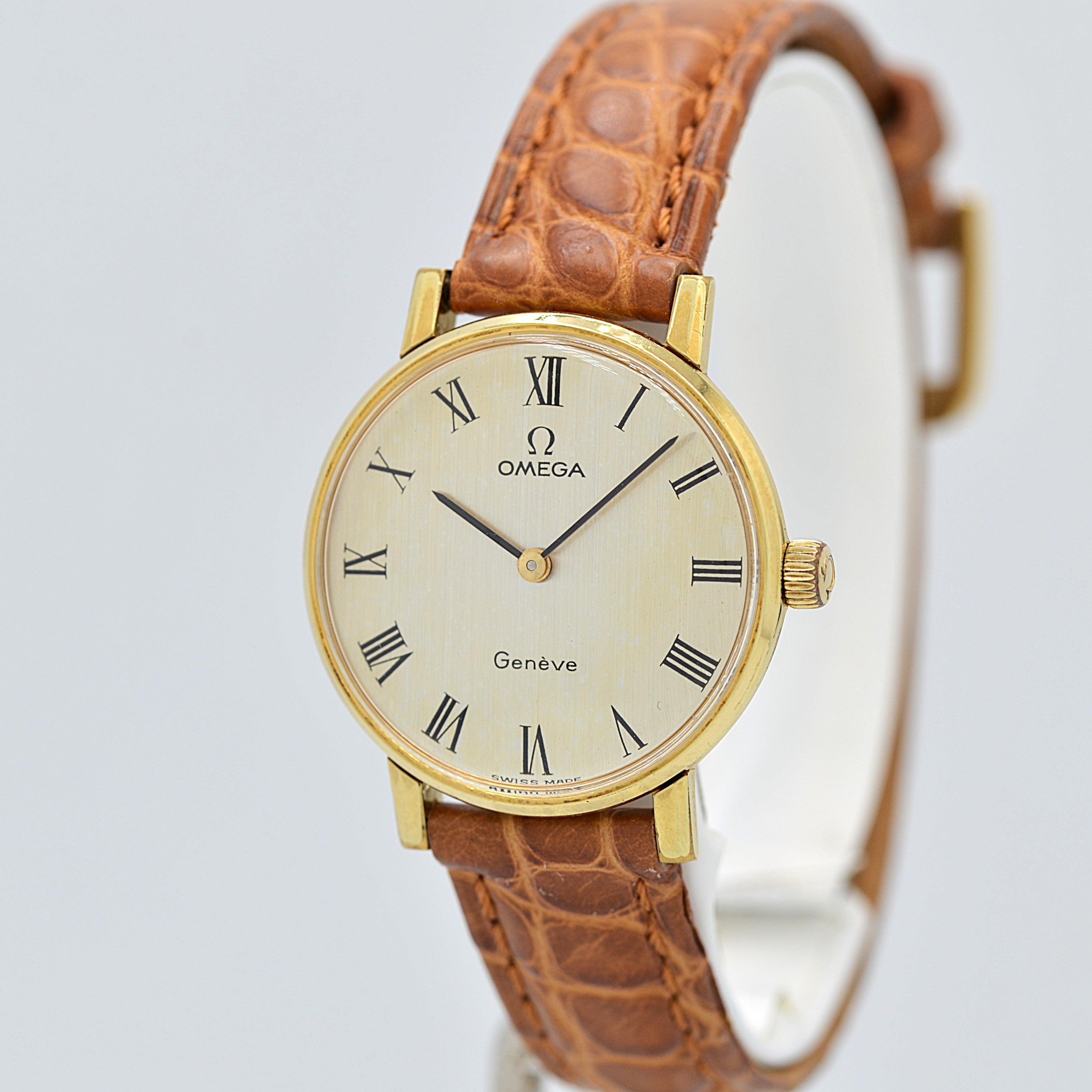 【OMEGA】オメガ ジュネーヴ GP ラウンド Silver Roman 純正尾錠付き