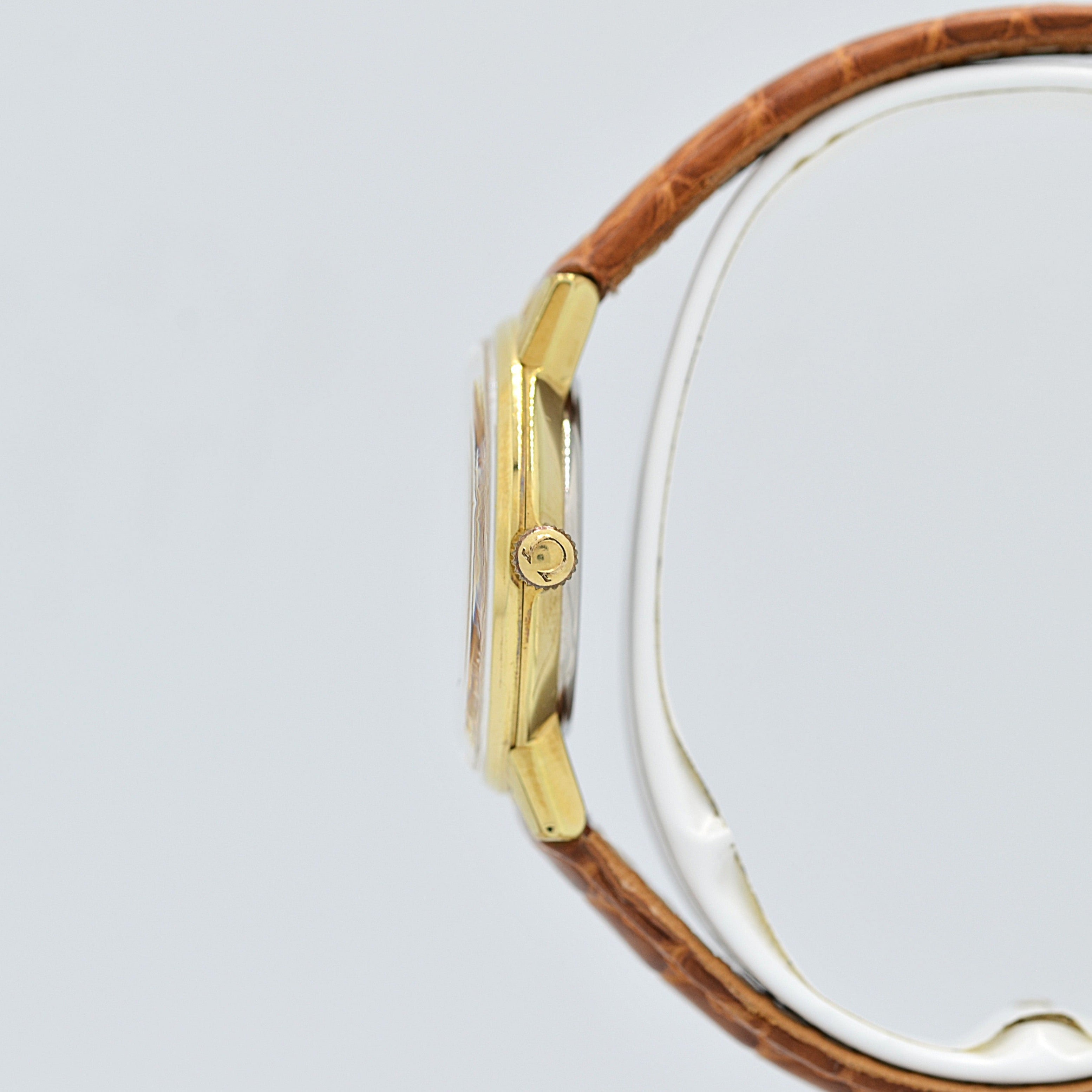 【OMEGA】オメガ ジュネーヴ GP ラウンド Silver Roman 純正尾錠付き