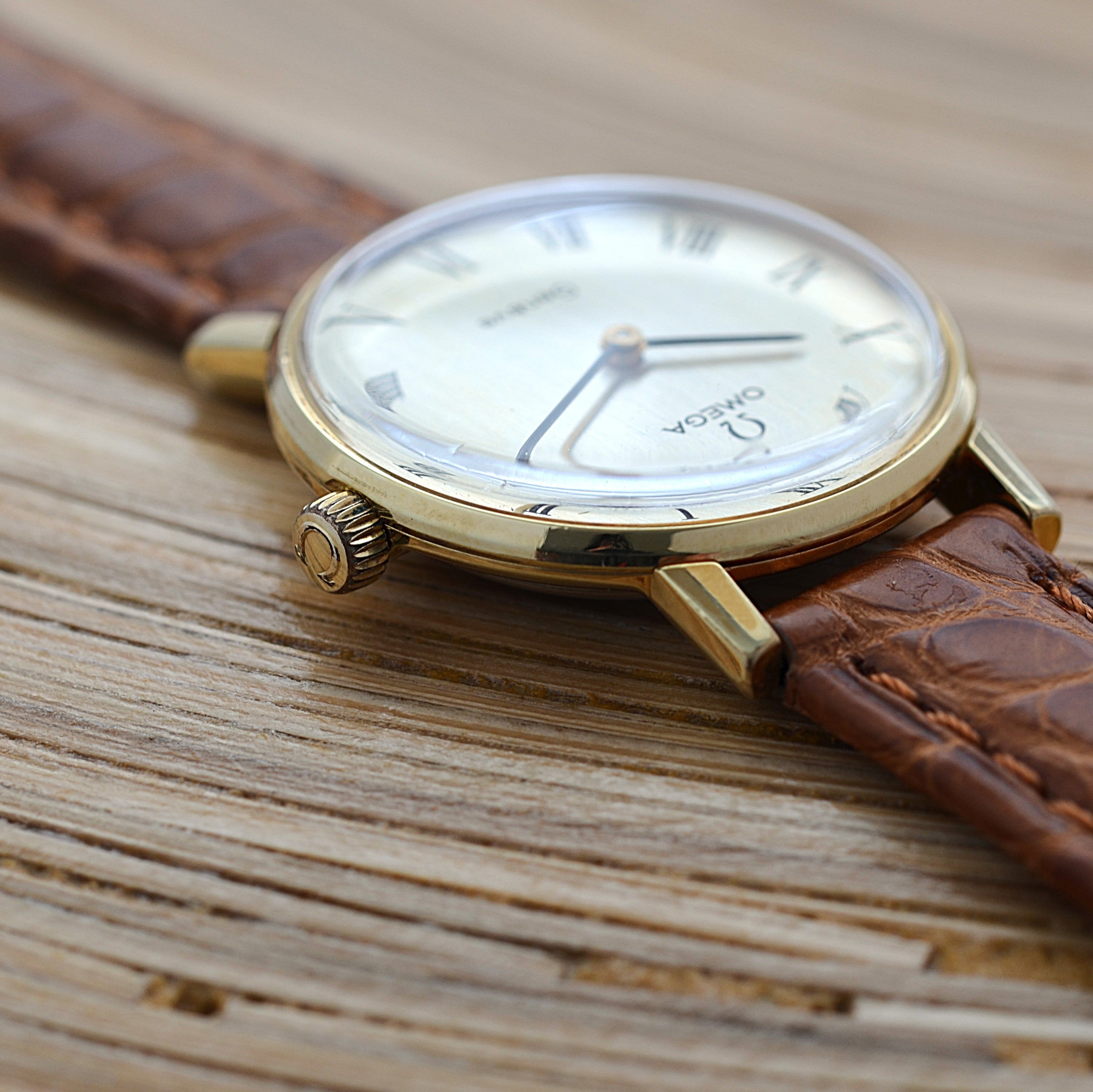 【OMEGA】オメガ ジュネーヴ GP ラウンド Silver Roman 純正尾錠付き