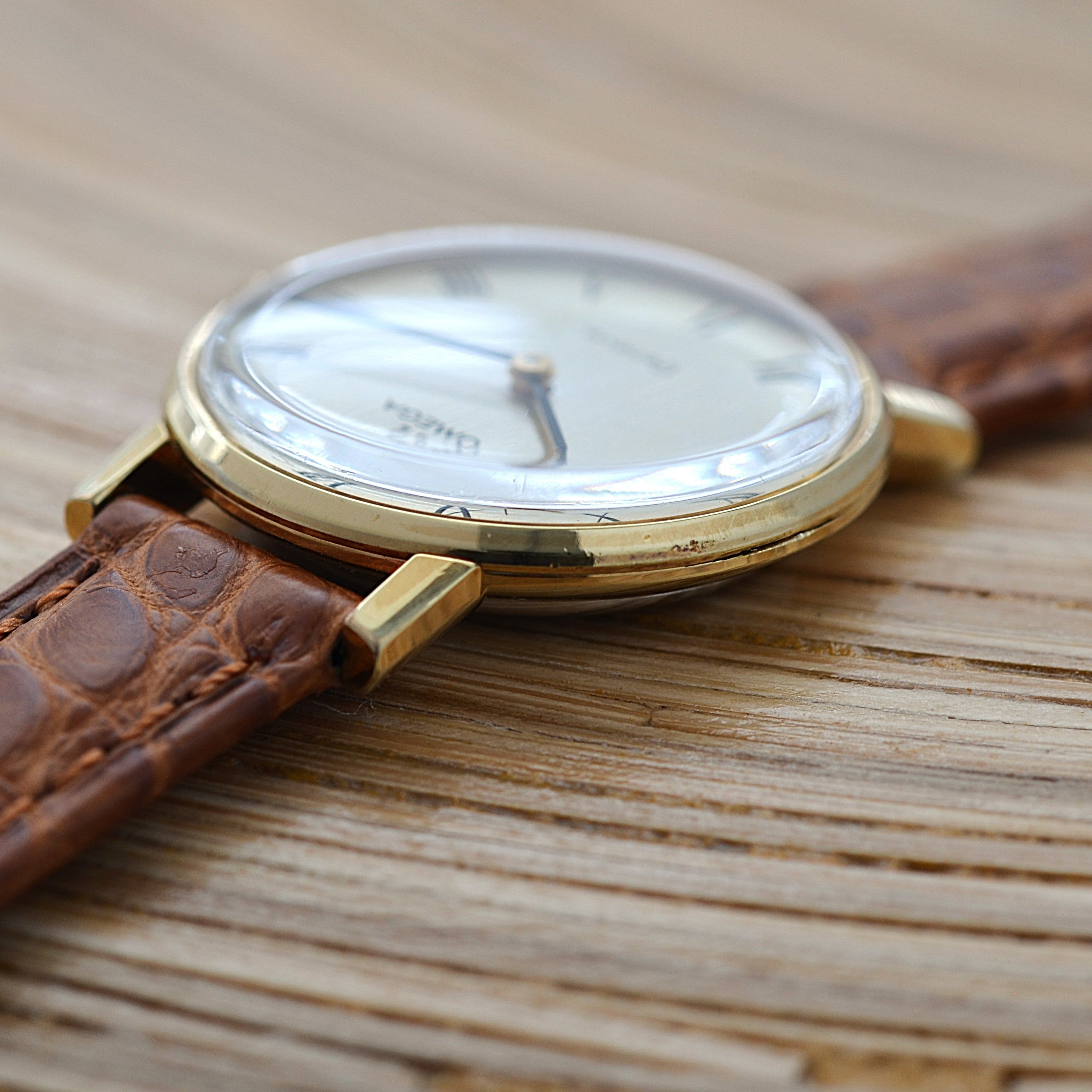 【OMEGA】オメガ ジュネーヴ GP ラウンド Silver Roman 純正尾錠付き