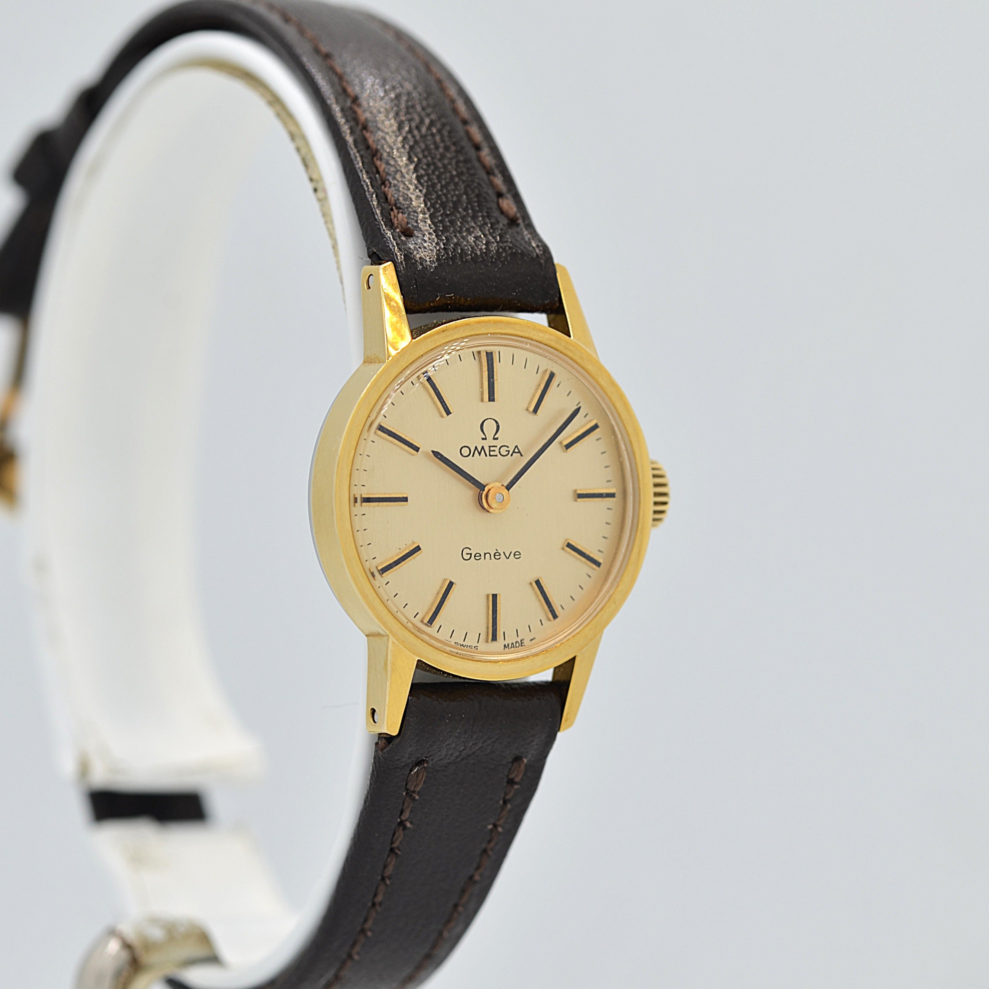 [Omega] 歐米茄日內瓦 GP 圓形金盤