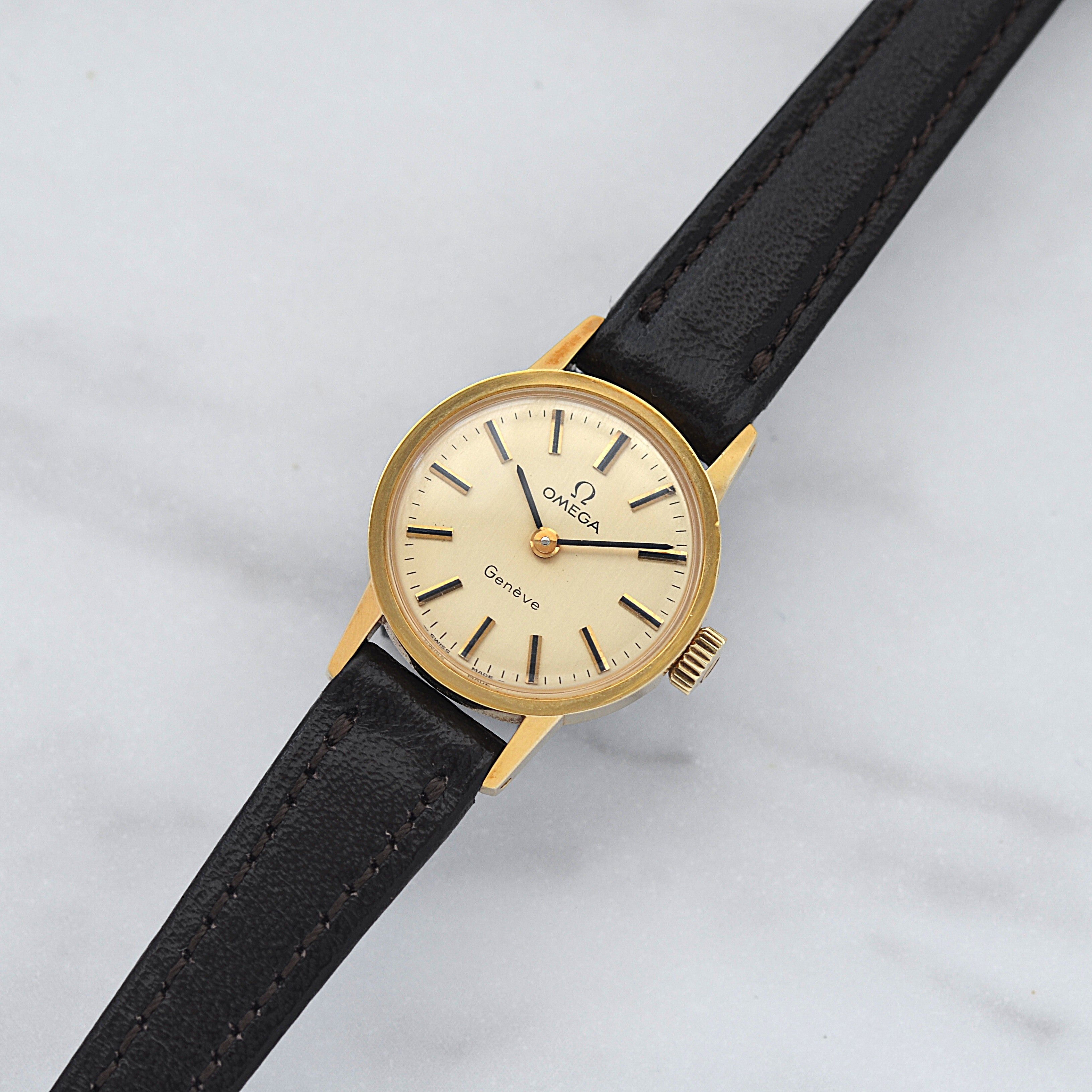 [Omega] 歐米茄日內瓦 GP 圓形金盤