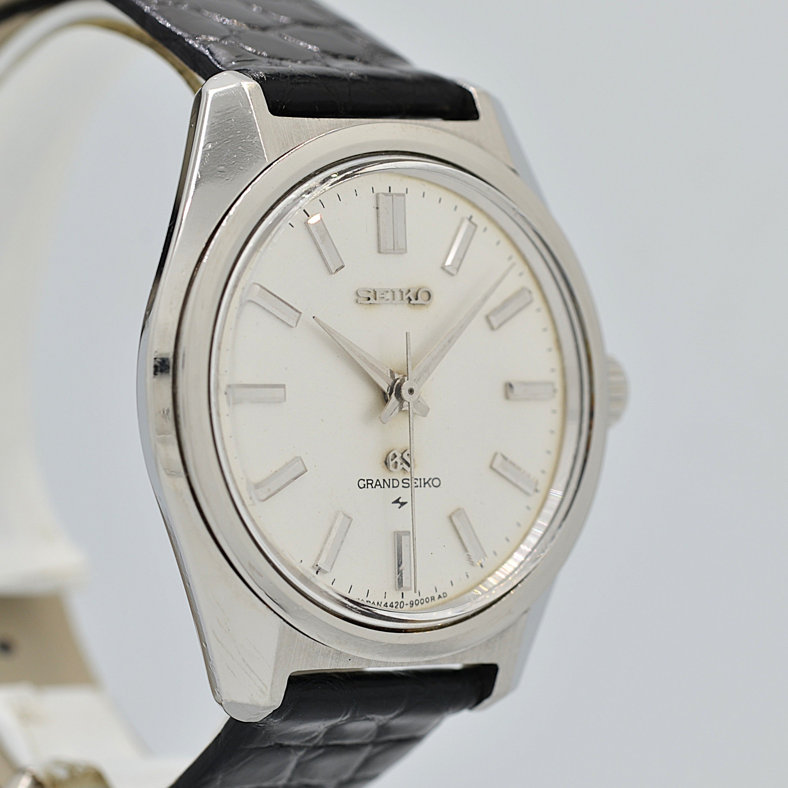 [SEIKO] Seiko Grand Seiko 44GS 4420-9000 with genuine buckle