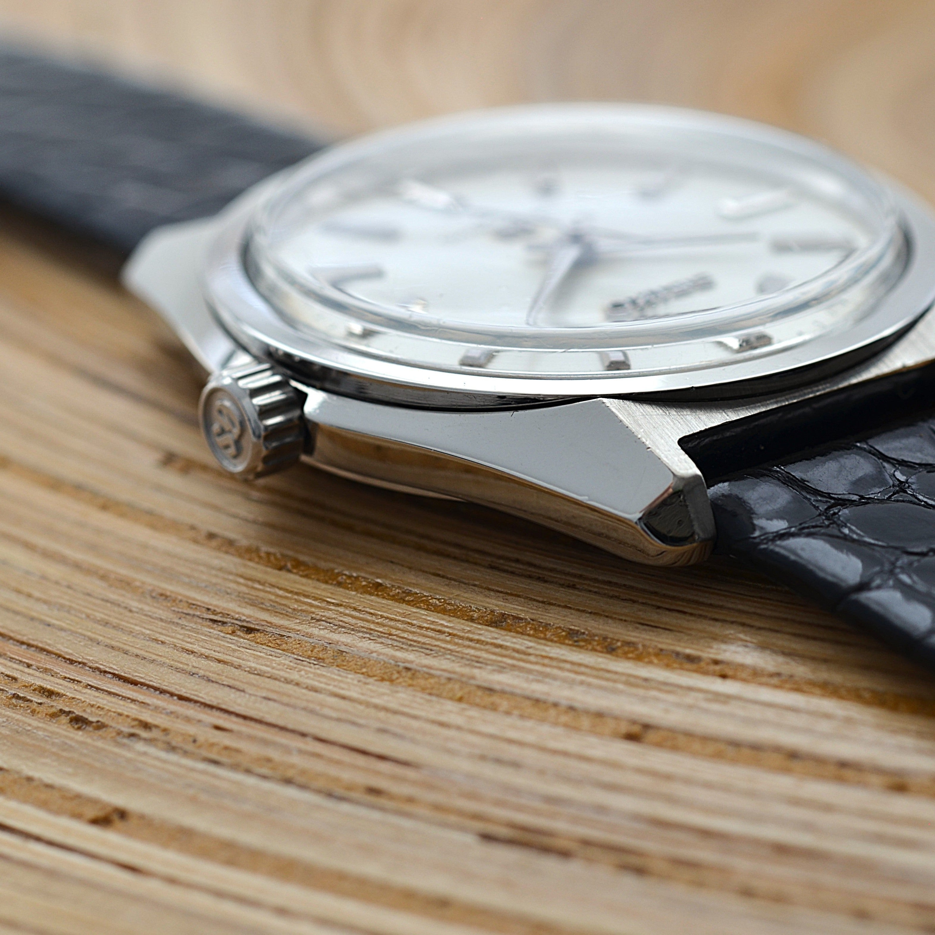 [SEIKO] Seiko Grand Seiko 44GS 4420-9000 with genuine buckle