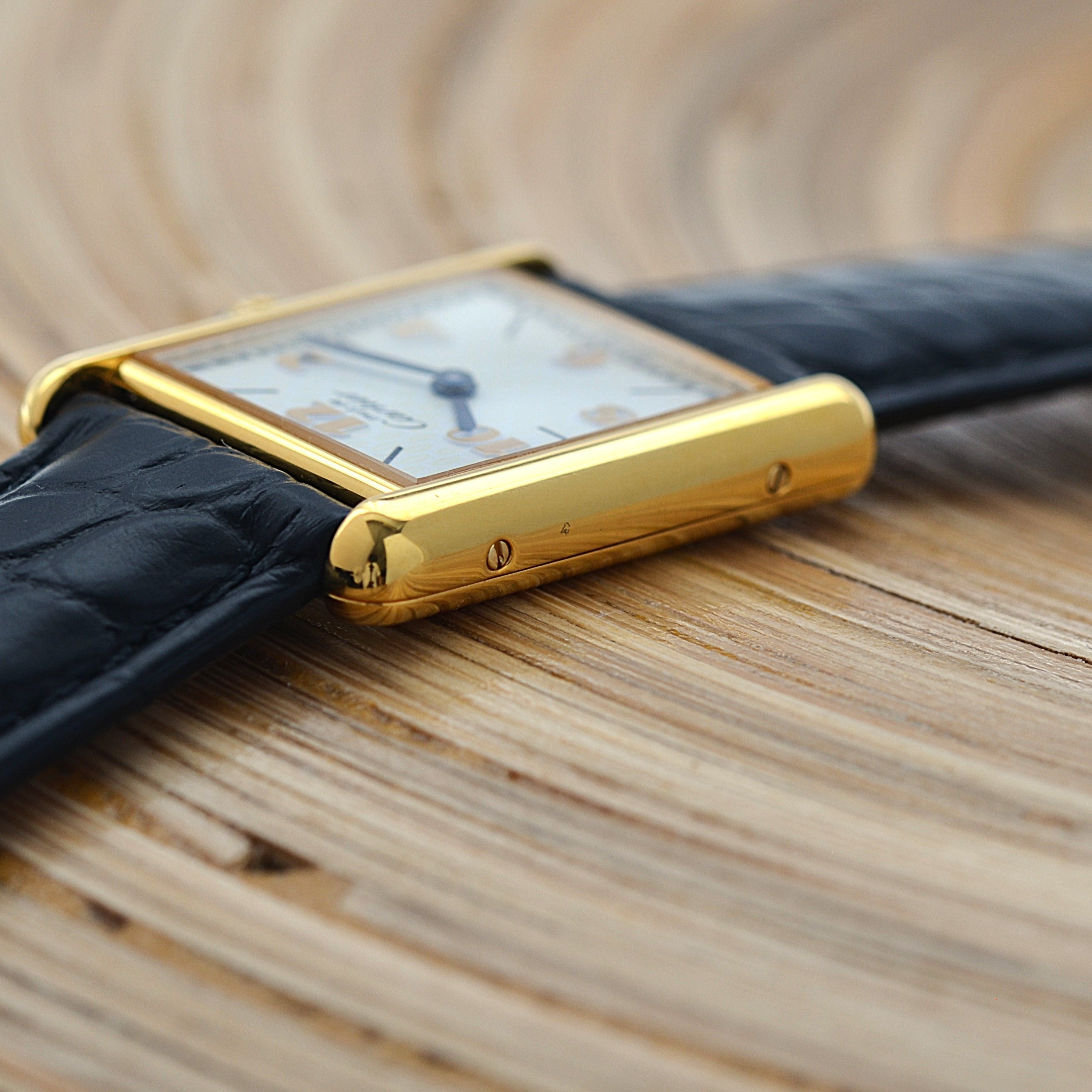 【Cartier】カルティエ マストタンクLM 飛びアラビア 付属品完備 カルティエコンプリートサービス済み