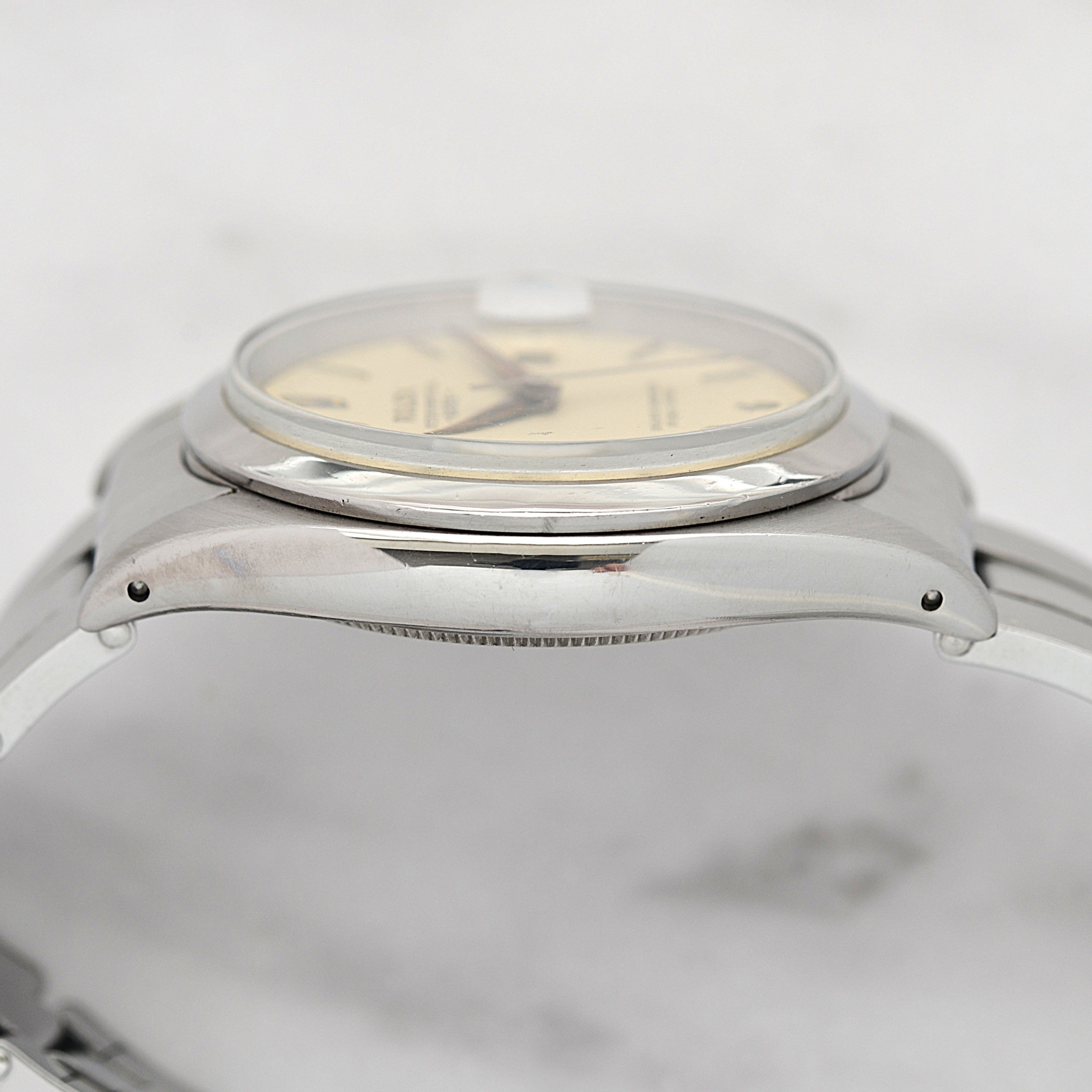 [ROLEX] Rolex Perpetual Date Ref.1500 Arabic 6/9