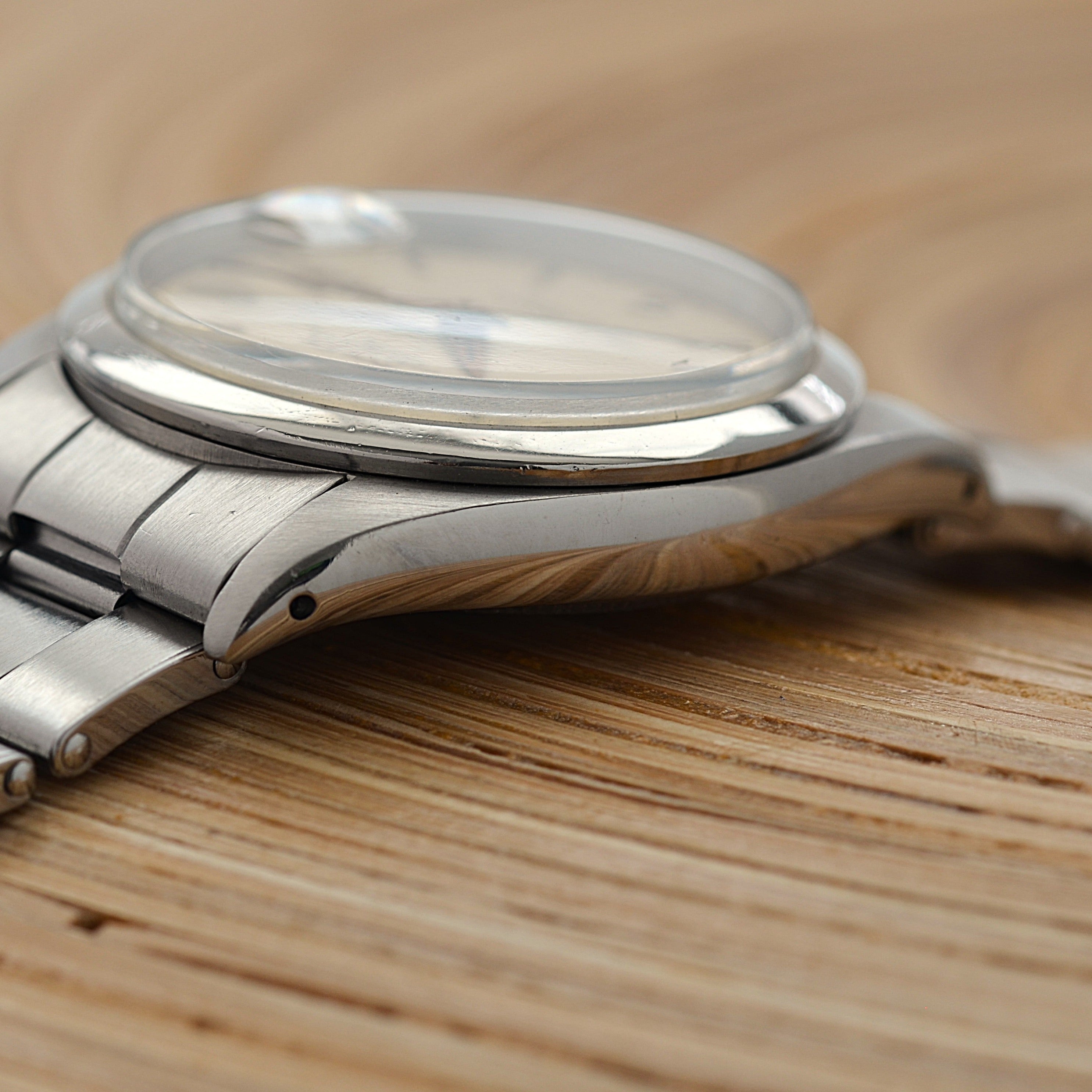 [ROLEX] Rolex Perpetual Date Ref.1500 Arabic 6/9